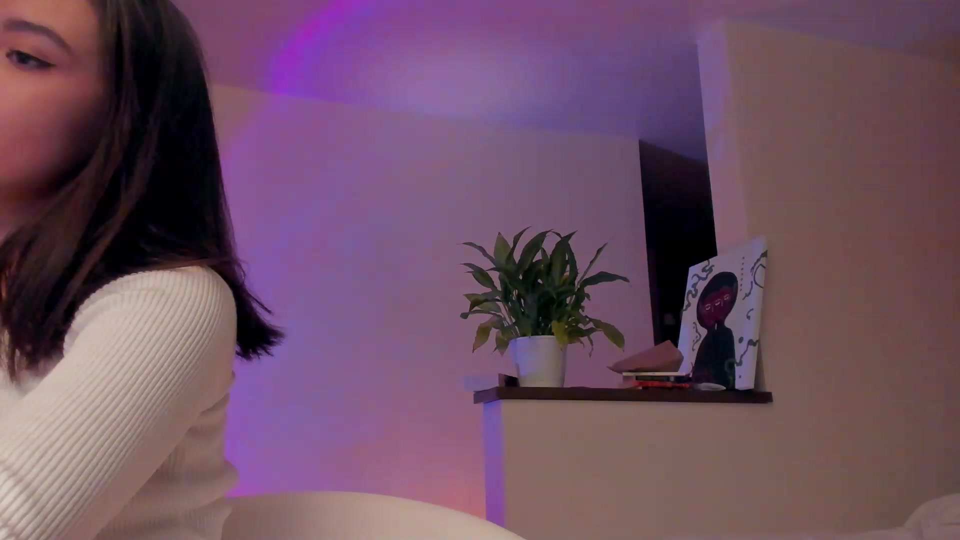 Gallery image thumbnail from AlexaGirl1's myfreecams stream on, 11/23/2022, 07:15 image 17 of 20