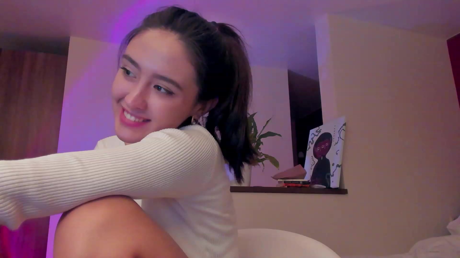 Gallery image thumbnail from AlexaGirl1's myfreecams stream on, 11/21/2022, 15:14 image 10 of 20