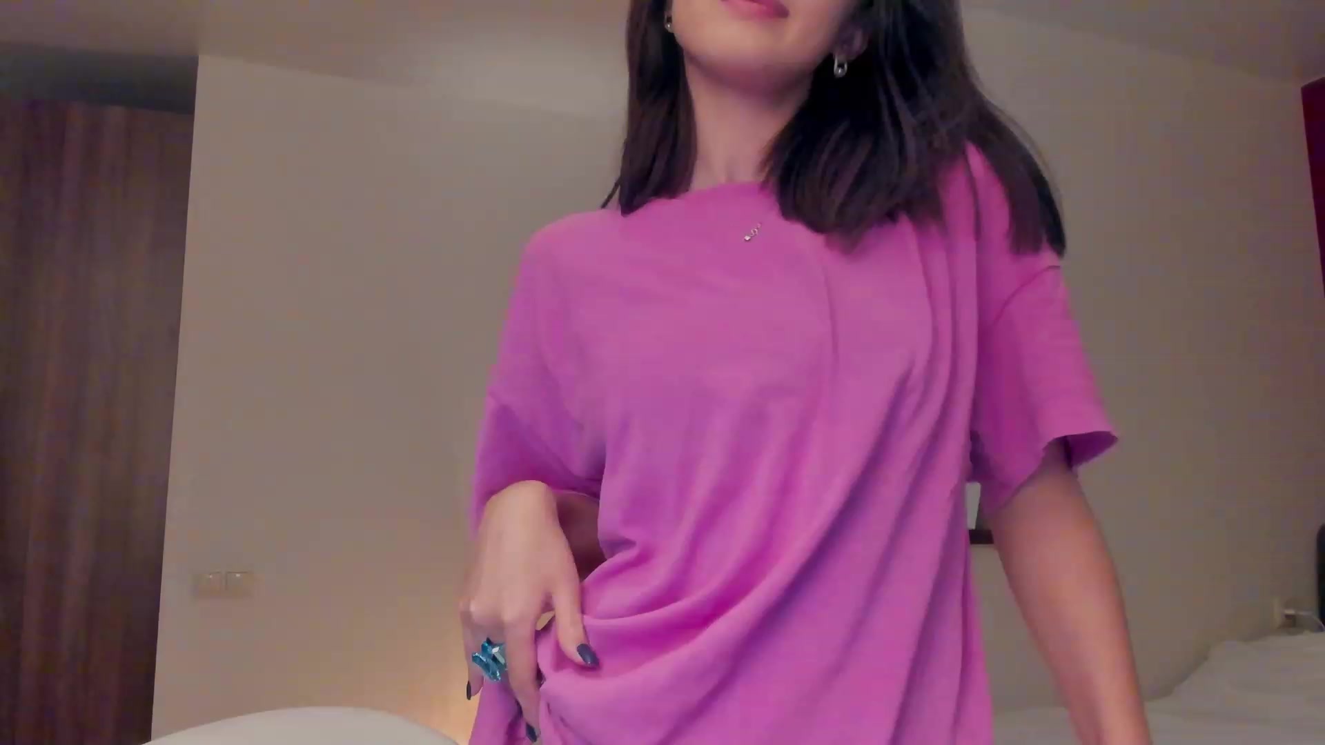 Gallery image thumbnail from AlexaGirl1's myfreecams stream on, 11/22/2022, 15:41 image 4 of 20