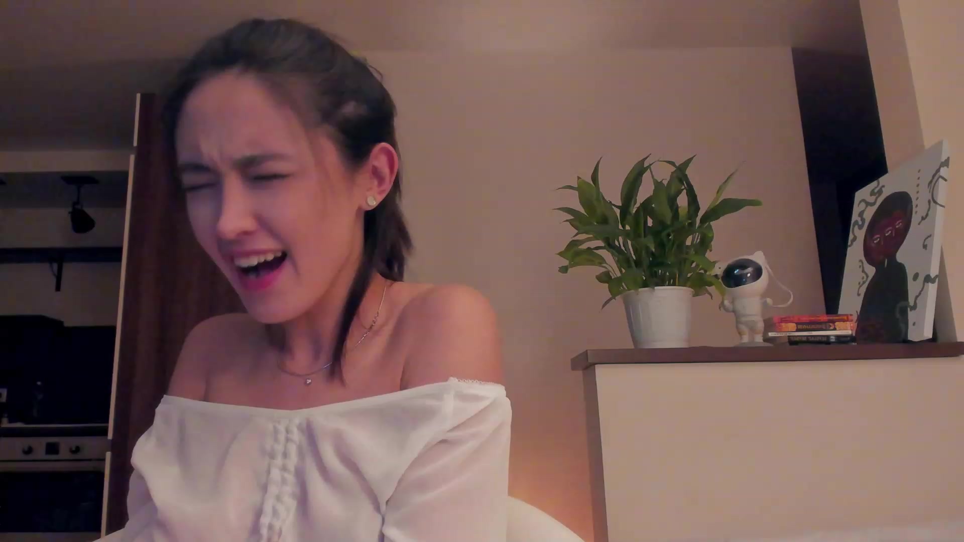 Gallery image thumbnail from AlexaGirl1's myfreecams stream on, 12/04/2022, 15:40 image 10 of 20