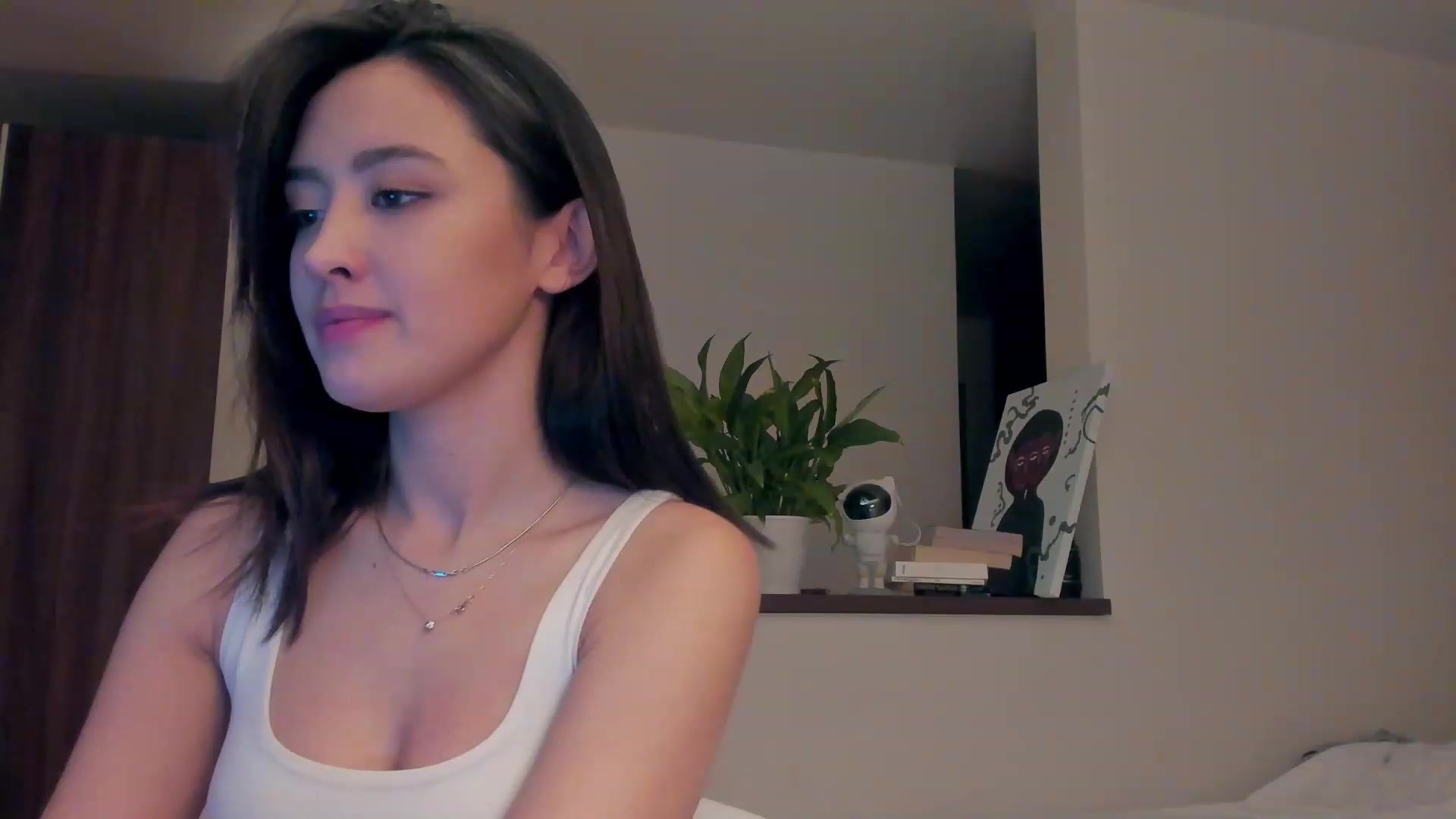 Gallery image thumbnail from AlexaGirl1's myfreecams stream on, 12/19/2022, 18:37 image 4 of 20