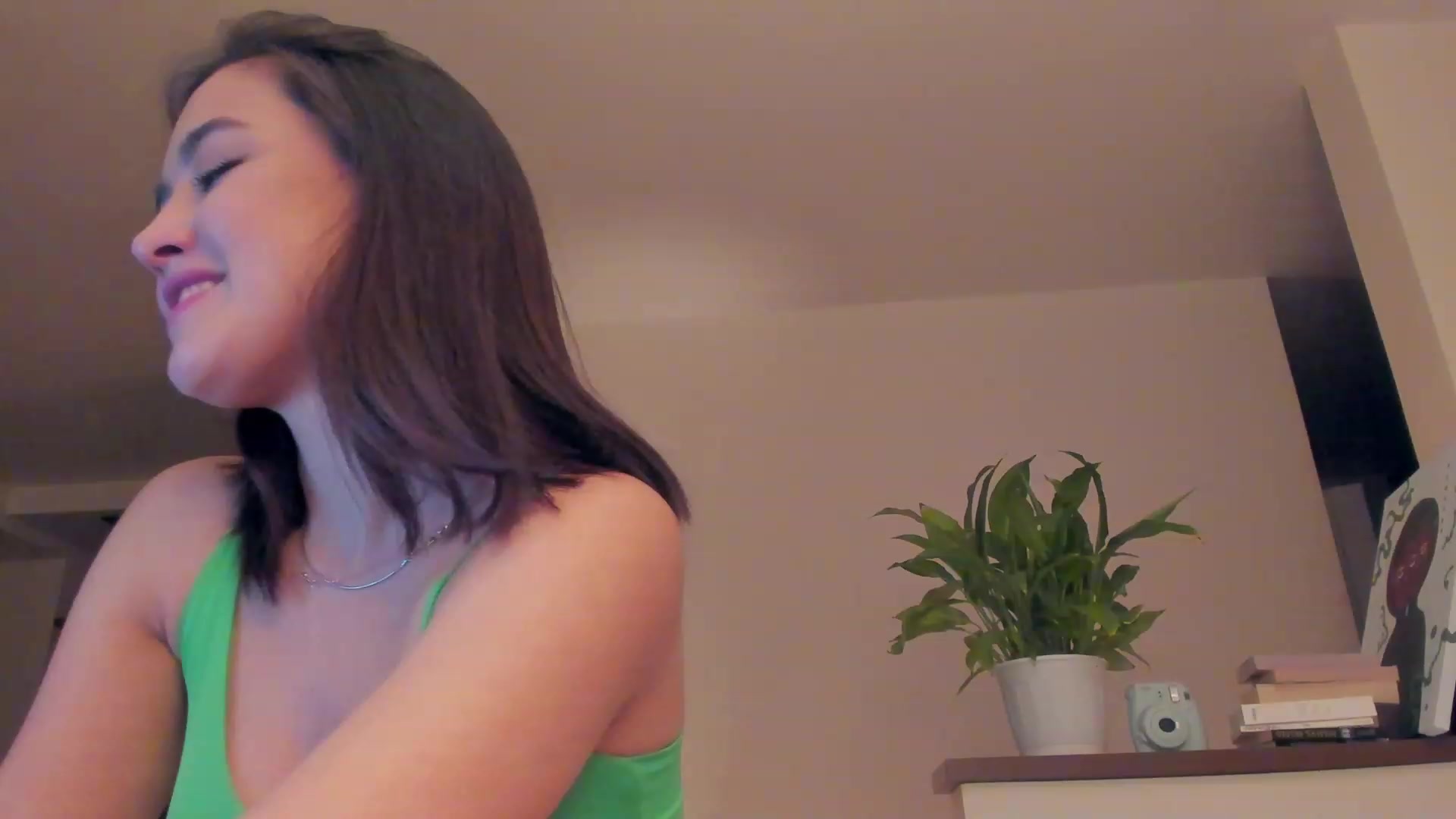 Gallery image thumbnail from AlexaGirl1's myfreecams stream on, 01/04/2023, 15:23 image 19 of 20