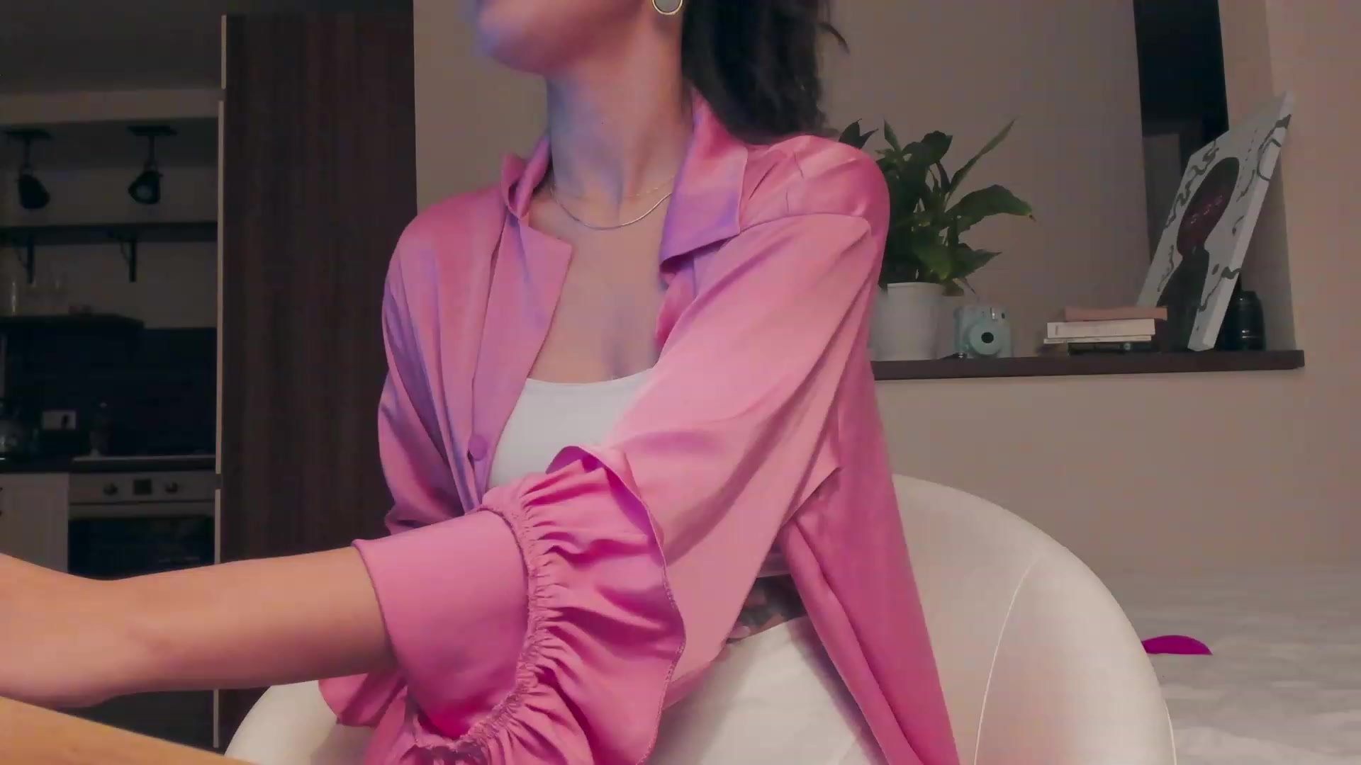 Gallery image thumbnail from AlexaGirl1's myfreecams stream on, 01/20/2023, 17:38 image 1 of 20