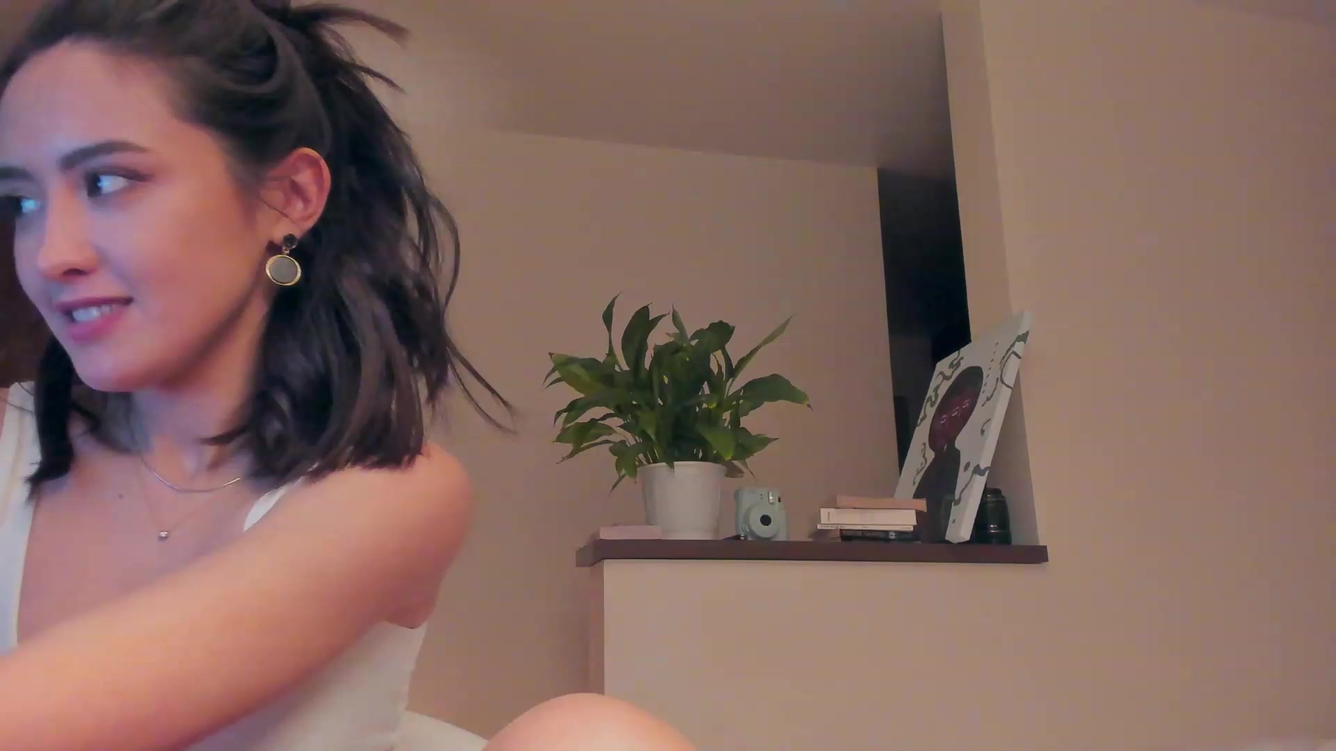 Gallery image thumbnail from AlexaGirl1's myfreecams stream on, 01/20/2023, 19:24 image 6 of 20