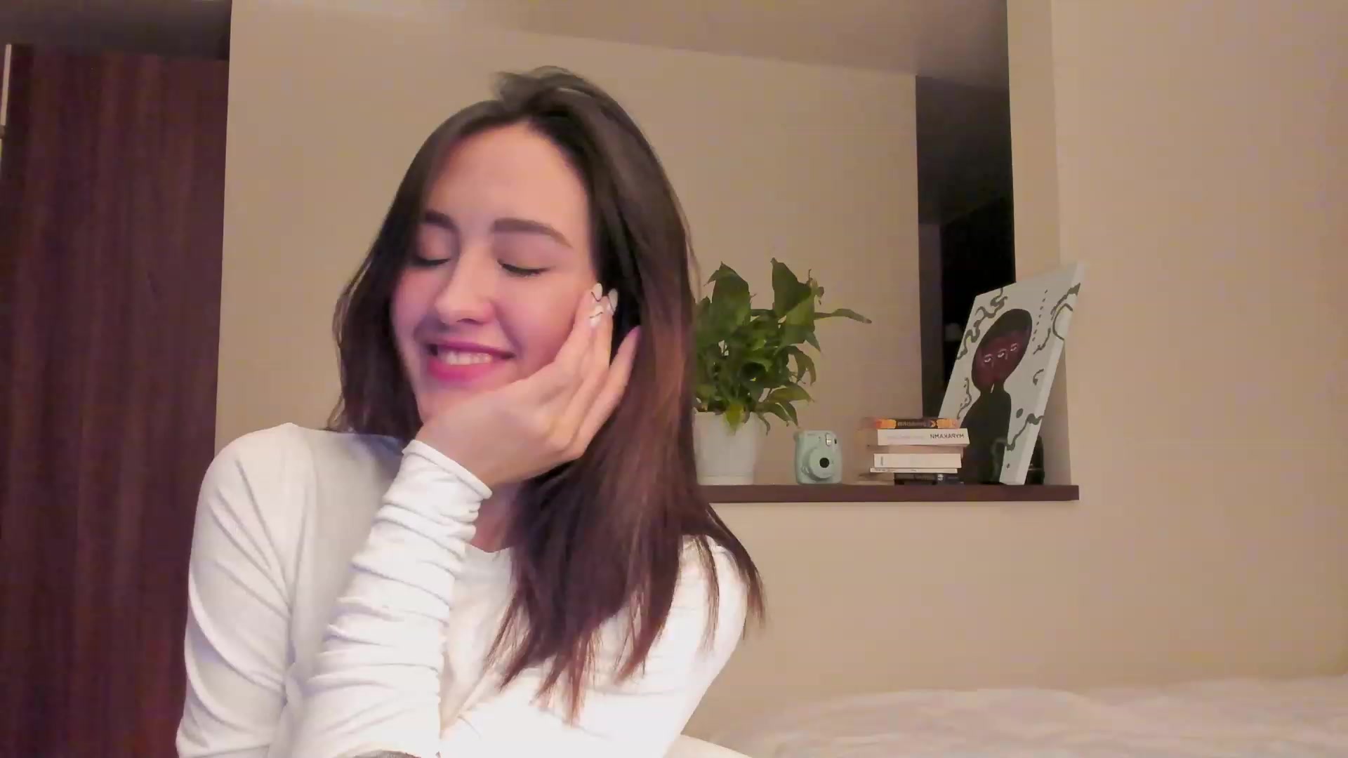 Gallery image thumbnail from AlexaGirl1's myfreecams stream on, 02/17/2023, 16:08 image 19 of 20