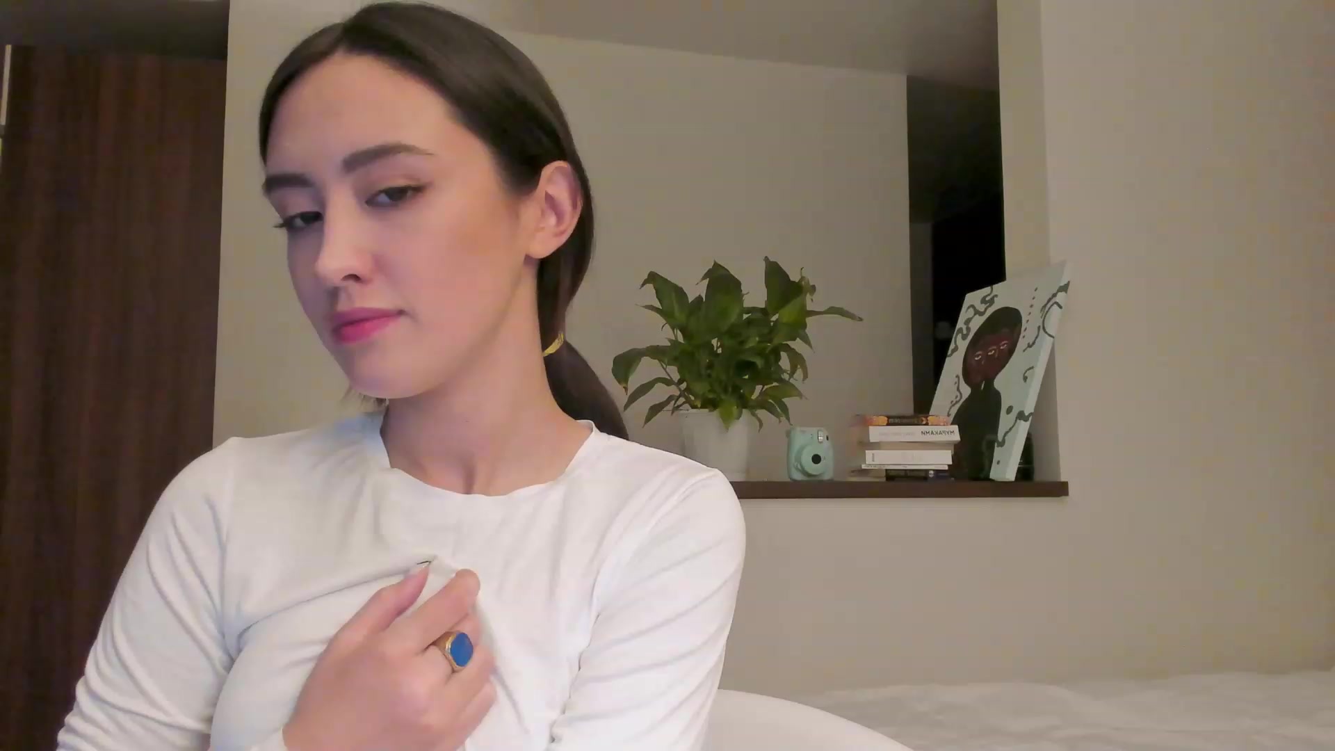 Gallery image thumbnail from AlexaGirl1's myfreecams stream on, 02/17/2023, 16:08 image 2 of 20