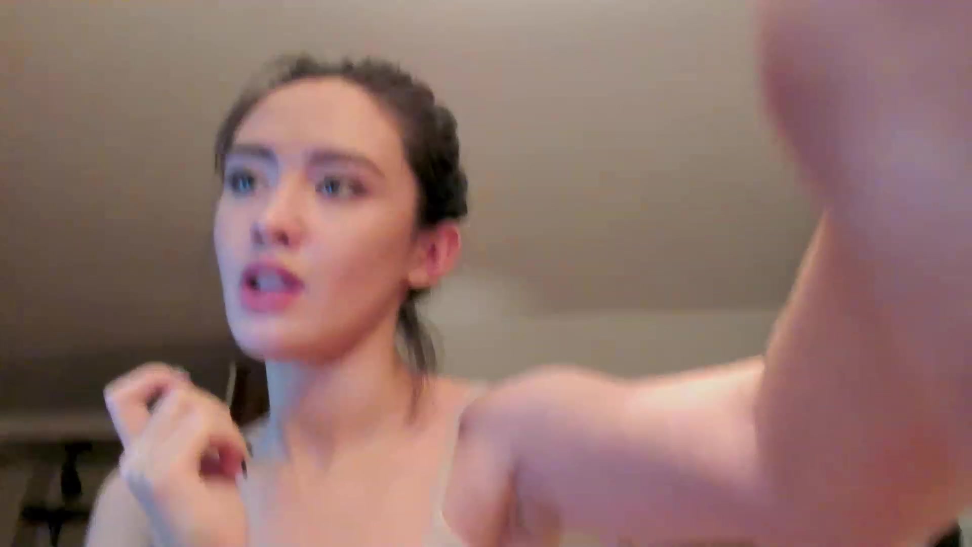 Gallery image thumbnail from AlexaGirl1's myfreecams stream on, 02/22/2023, 15:30 image 12 of 20