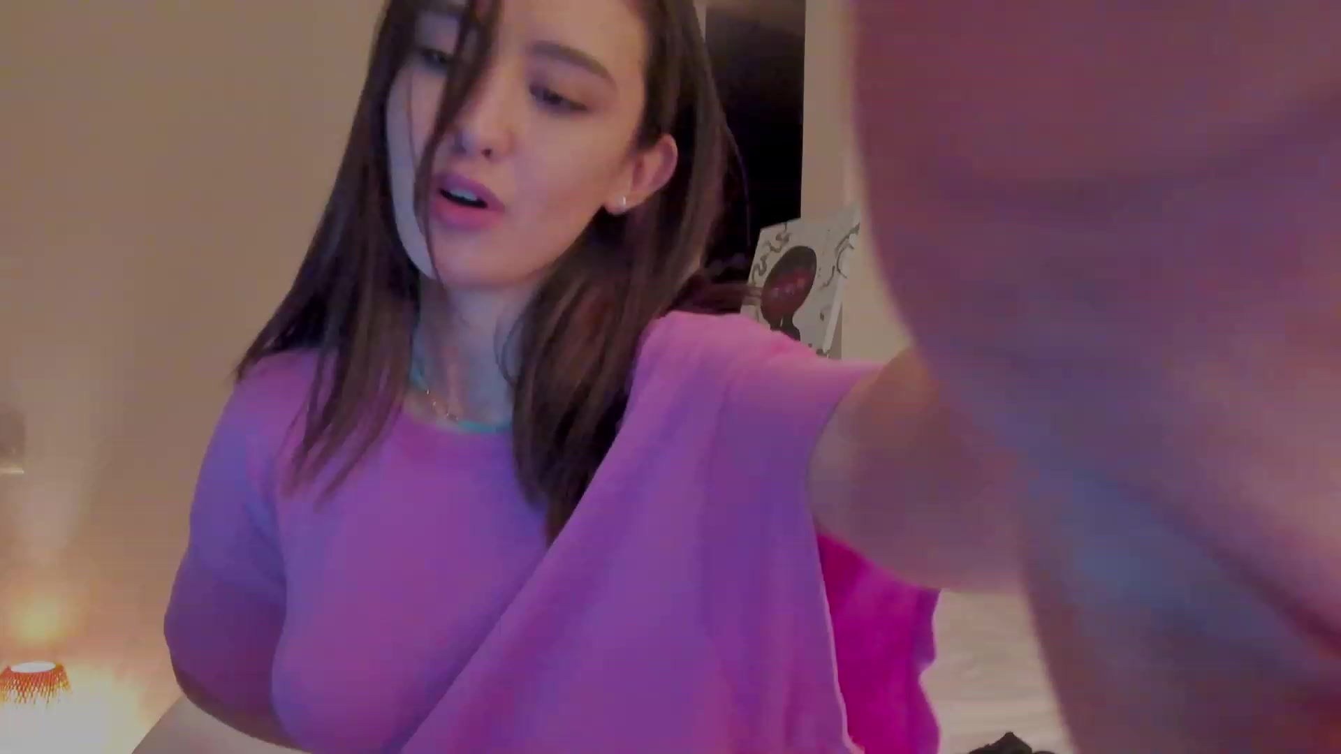 Gallery image thumbnail from AlexaGirl1's myfreecams stream on, 03/12/2023, 17:23 image 2 of 20