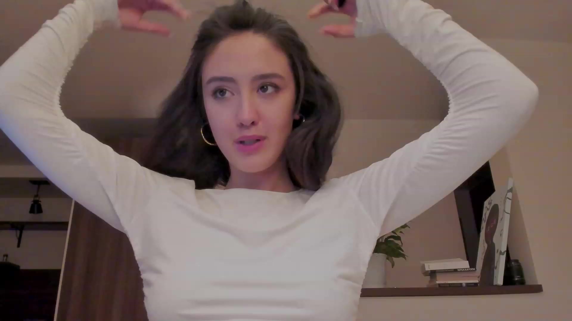 Gallery image thumbnail from AlexaGirl1's myfreecams stream on, 03/26/2023, 18:18 image 16 of 20