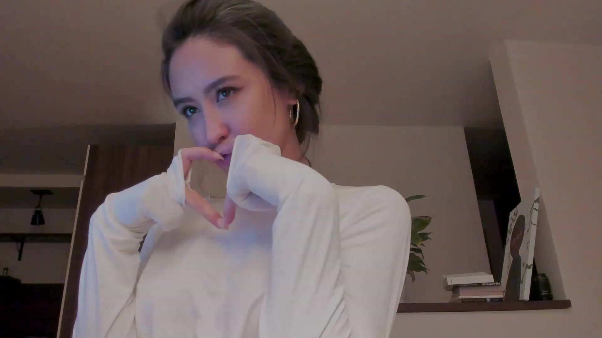 Gallery image thumbnail from AlexaGirl1's myfreecams stream on, 03/26/2023, 18:18 image 15 of 20