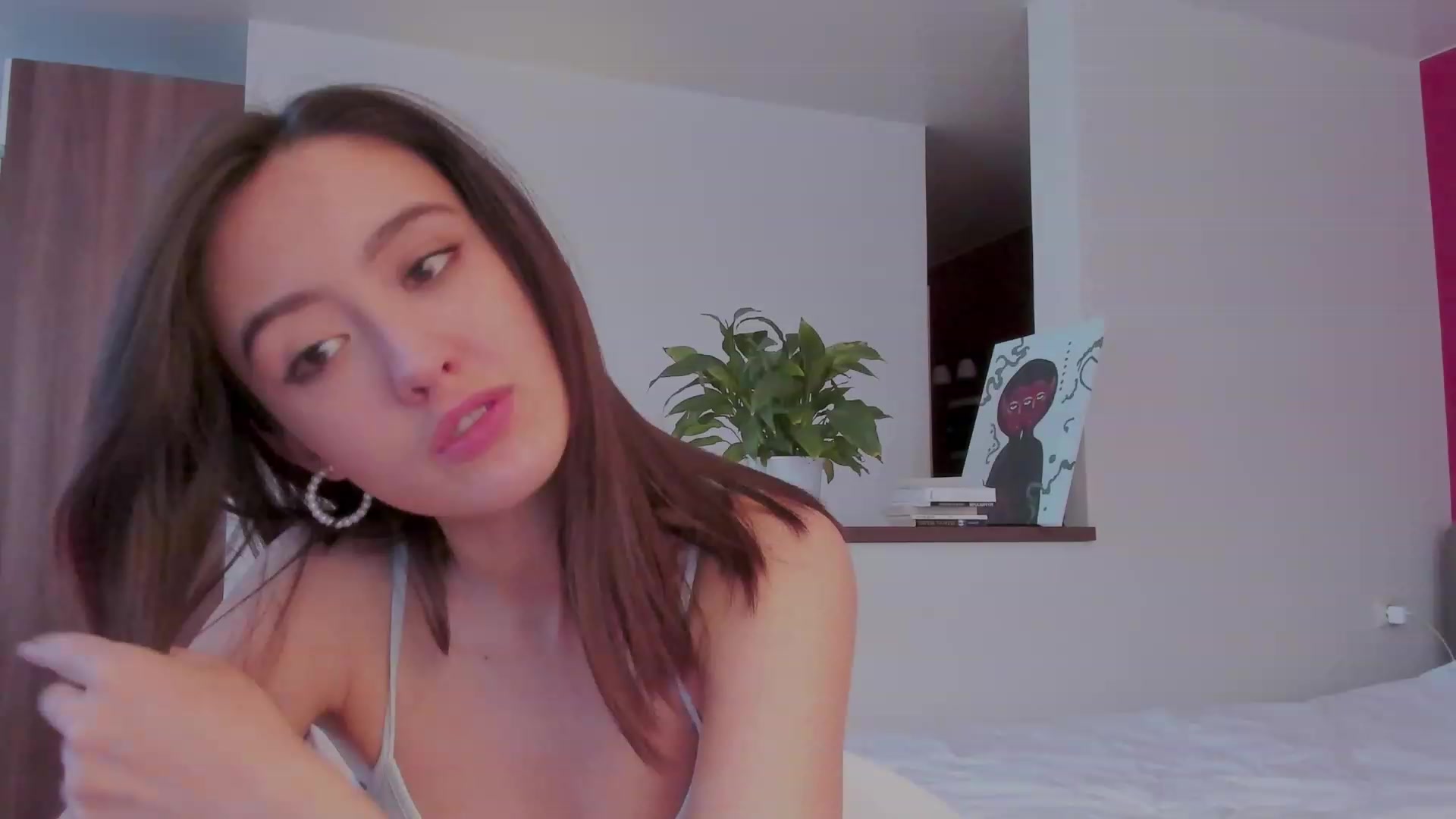 Gallery image thumbnail from AlexaGirl1's myfreecams stream on, 04/09/2023, 12:33 image 2 of 20