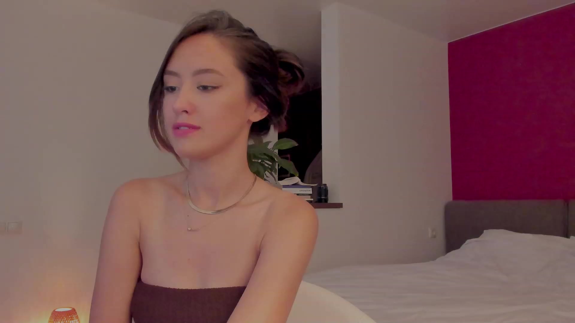 Gallery image thumbnail from AlexaGirl1's myfreecams stream on, 06/01/2023, 15:43 image 13 of 20