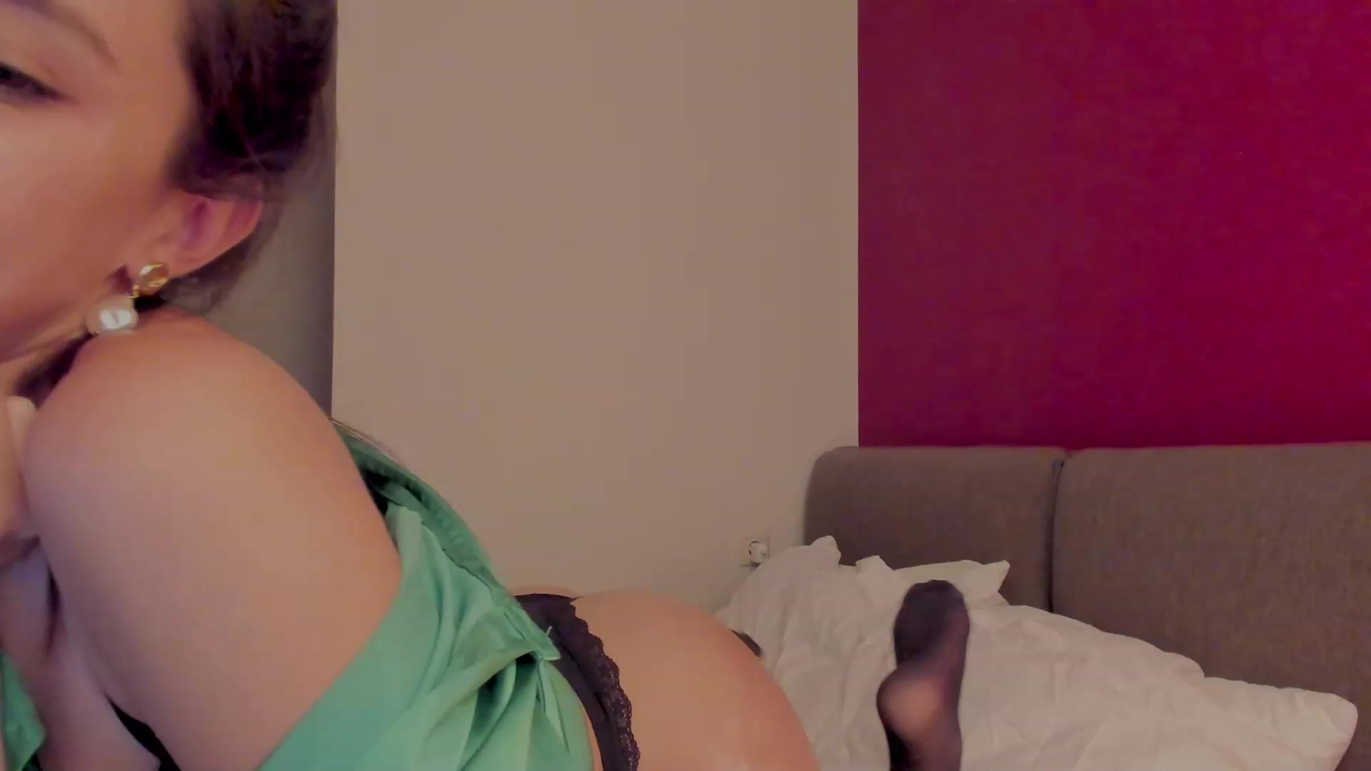 Gallery image thumbnail from AlexaGirl1's myfreecams stream on, 06/02/2023, 17:37 image 4 of 20