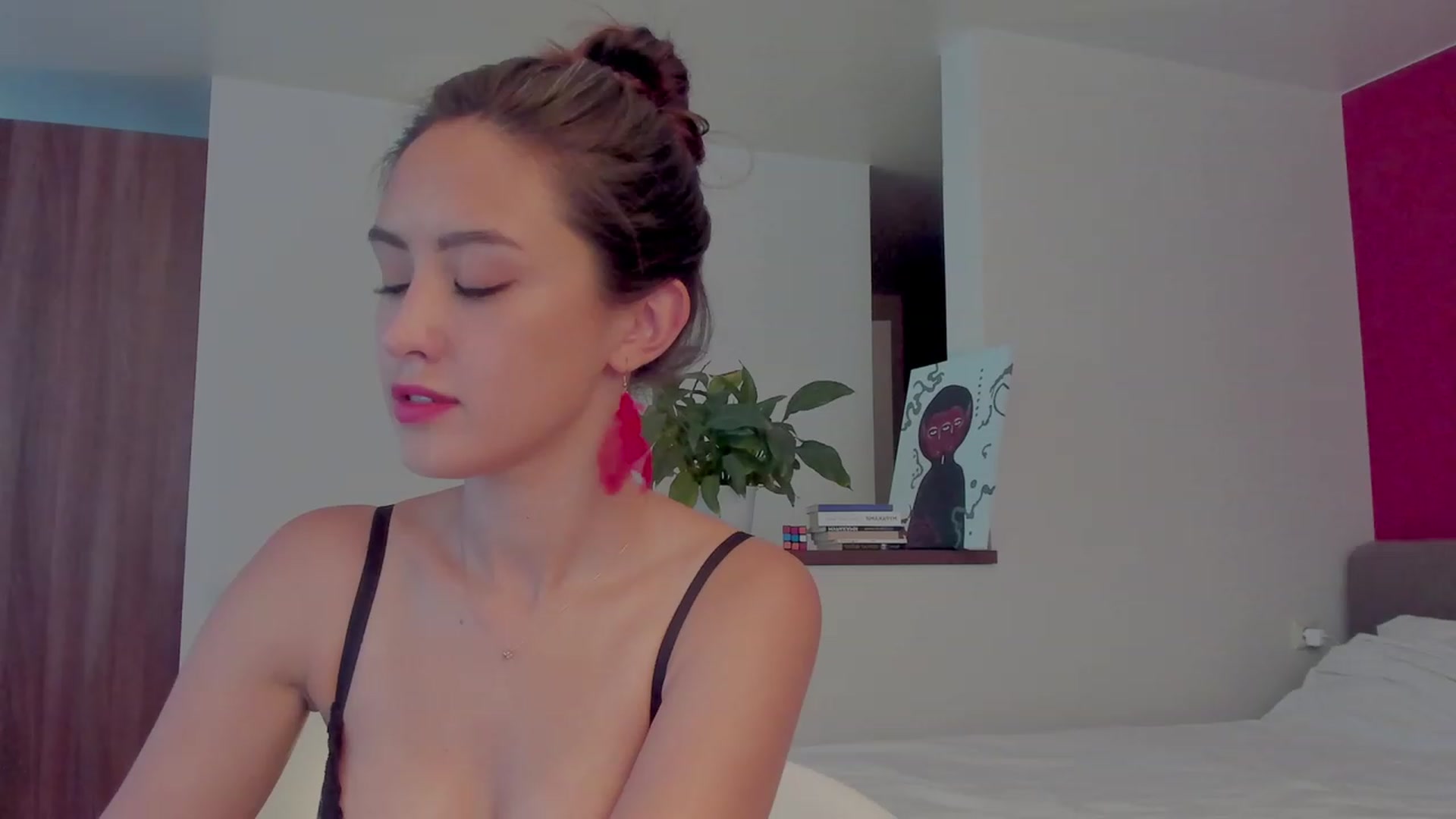 Gallery image thumbnail from AlexaGirl1's myfreecams stream on, 07/12/2023, 13:37 image 2 of 20