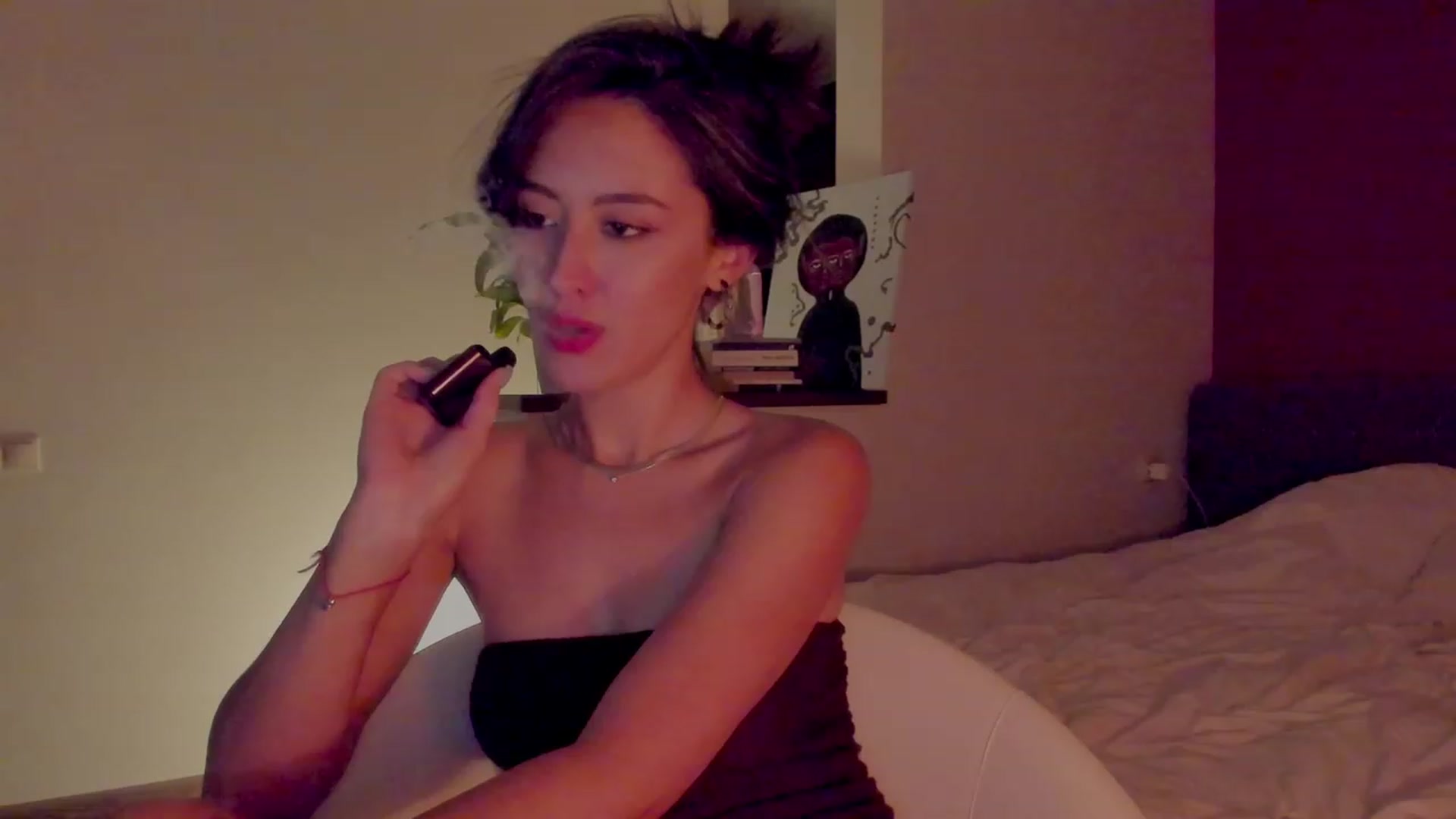 Gallery image thumbnail from AlexaGirl1's myfreecams stream on, 07/19/2023, 17:18 image 10 of 20