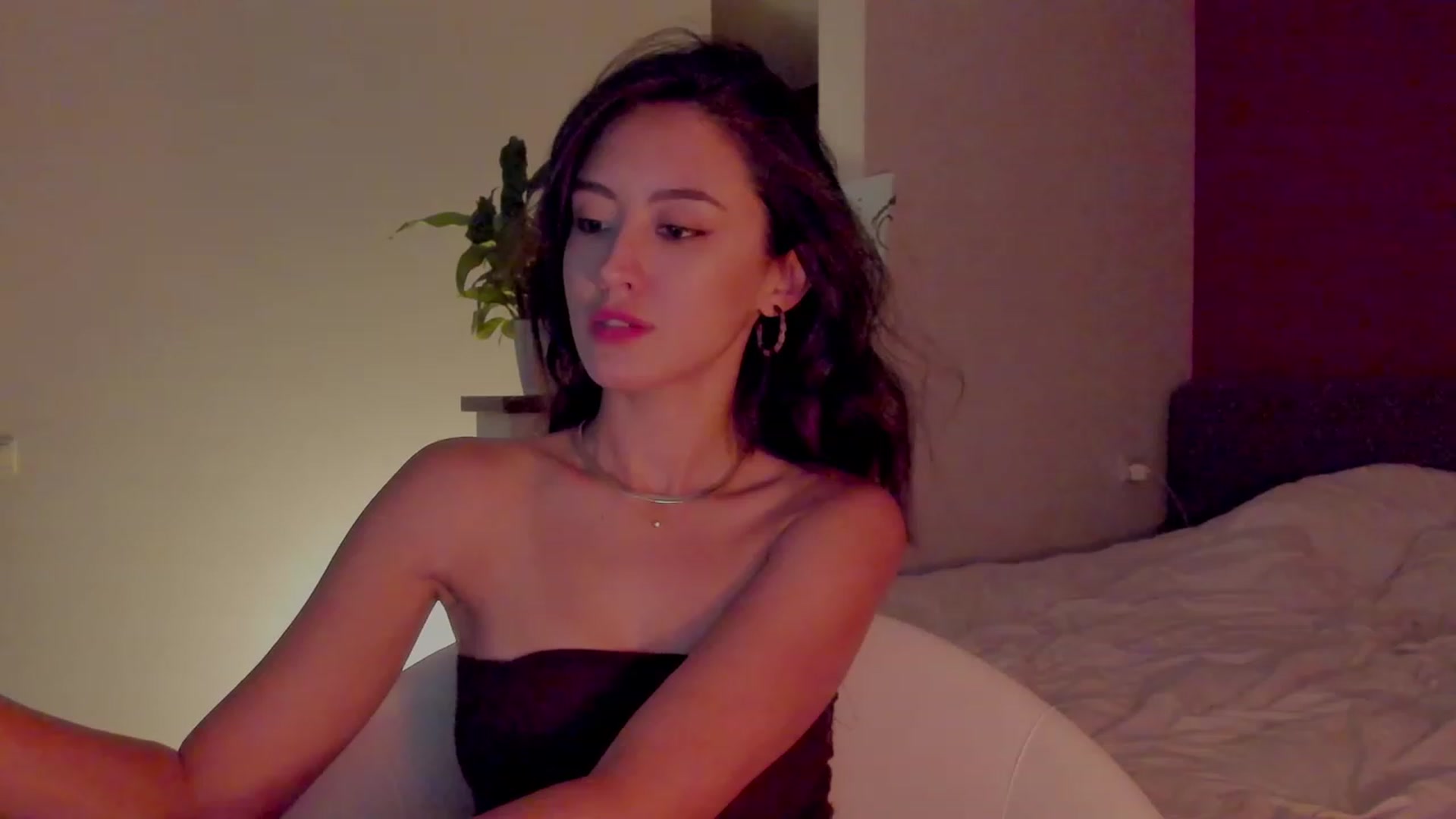 Gallery image thumbnail from AlexaGirl1's myfreecams stream on, 07/19/2023, 17:18 image 4 of 20