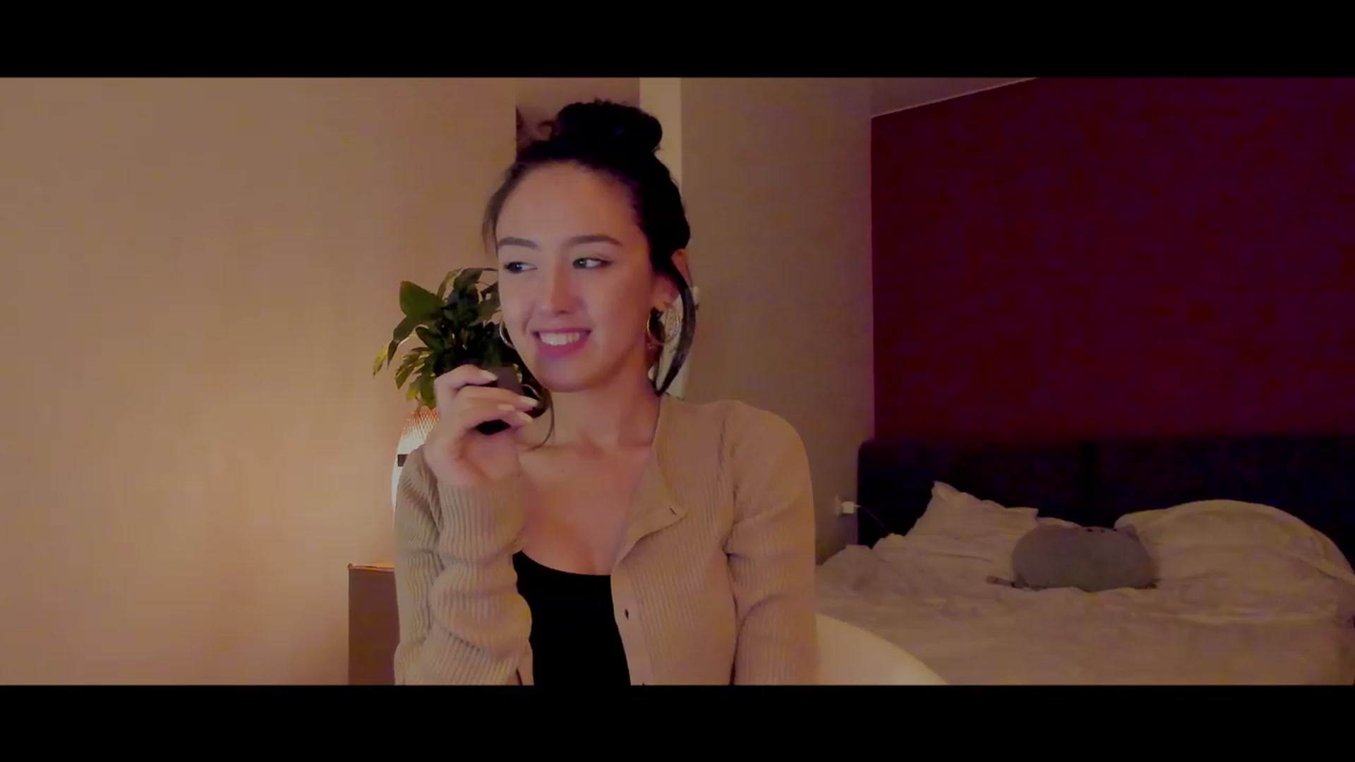 Gallery image thumbnail from AlexaGirl1's myfreecams stream on, 09/11/2023, 16:09 image 2 of 20