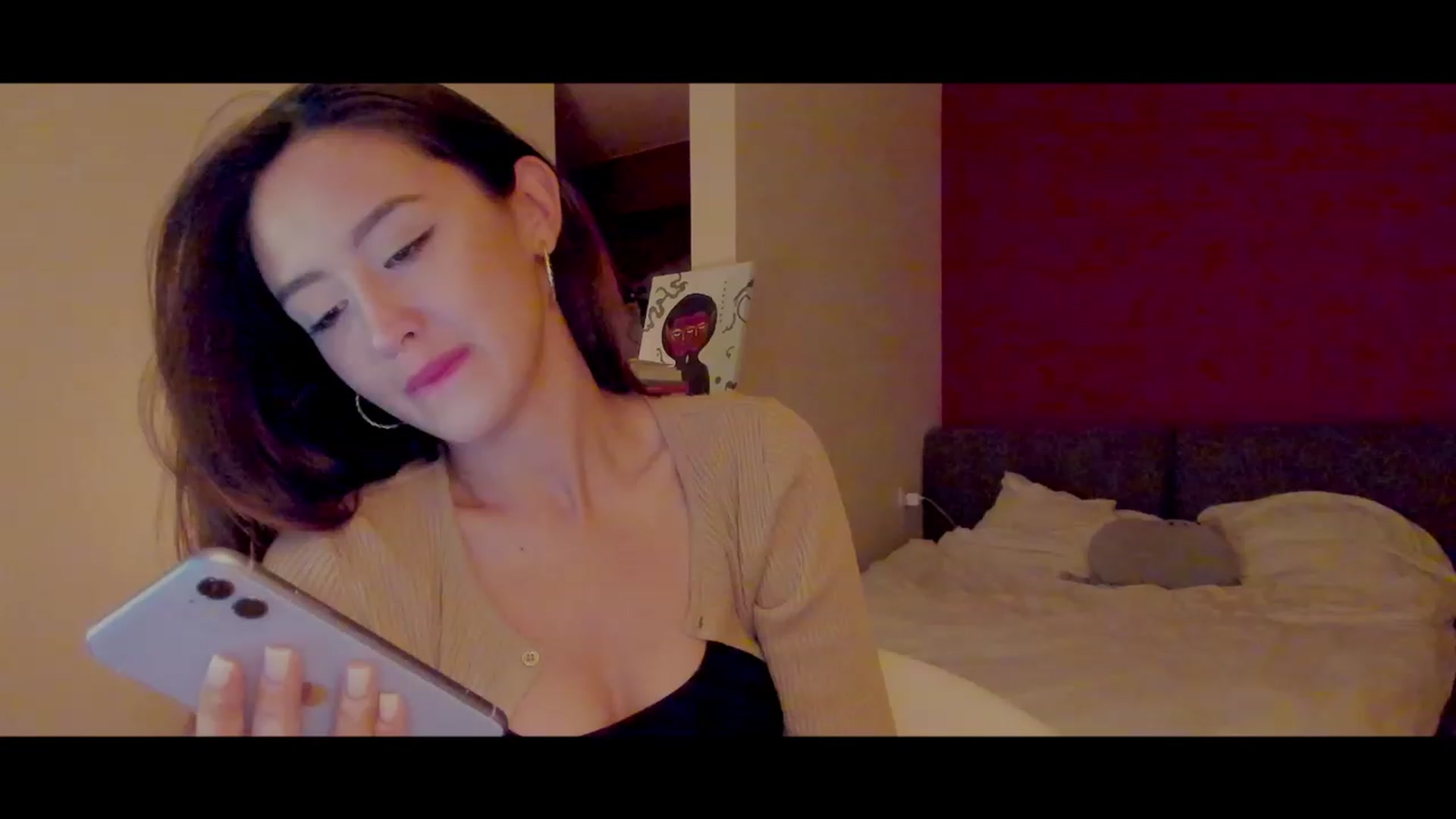 Gallery image thumbnail from AlexaGirl1's myfreecams stream on, 09/11/2023, 16:09 image 13 of 20