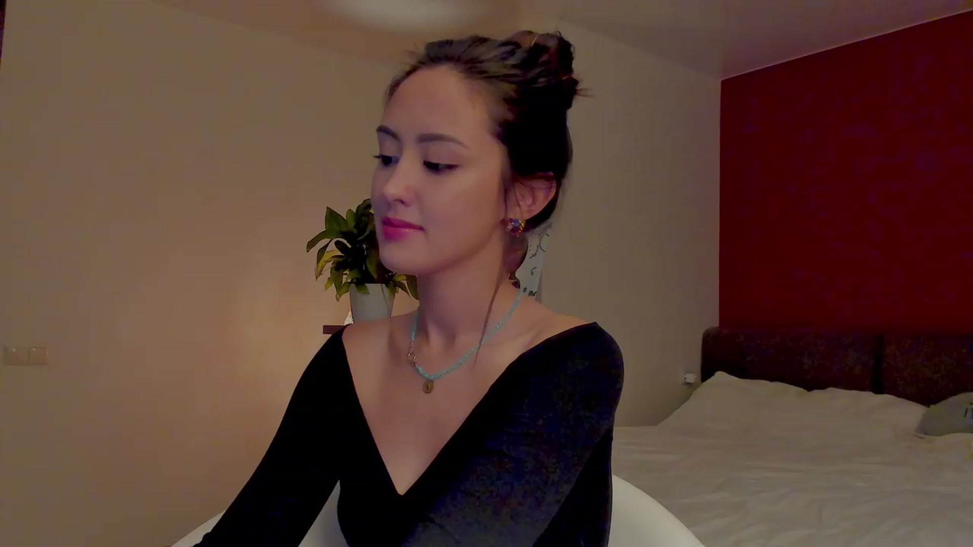 Gallery image thumbnail from AlexaGirl1's myfreecams stream on, 09/25/2023, 18:16 image 1 of 20