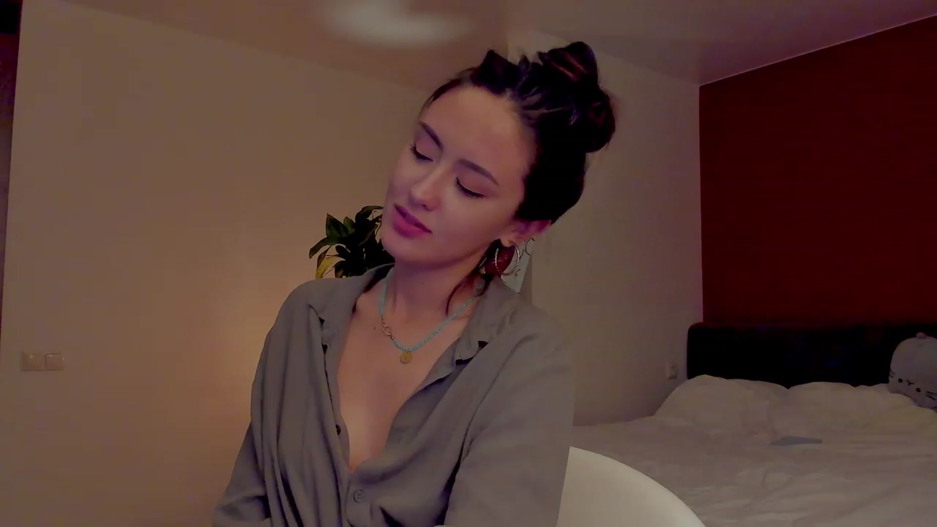 Gallery image thumbnail from AlexaGirl1's myfreecams stream on, 09/27/2023, 20:23 image 18 of 20