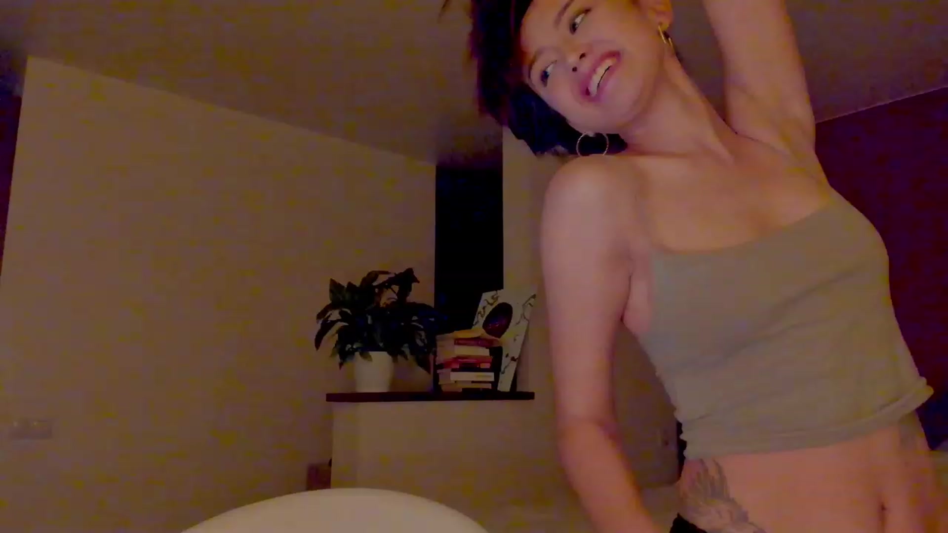 Gallery image thumbnail from AlexaGirl1's myfreecams stream on, 09/30/2023, 19:34 image 4 of 20