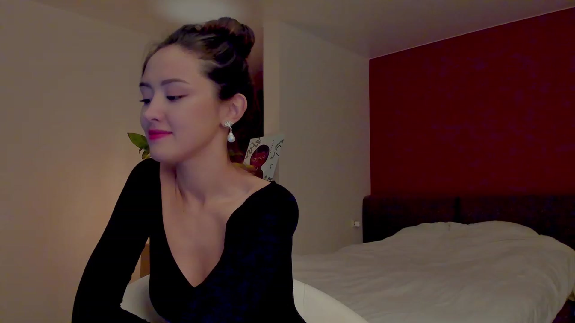 Gallery image thumbnail from AlexaGirl1's myfreecams stream on, 10/12/2023, 15:29 image 2 of 20