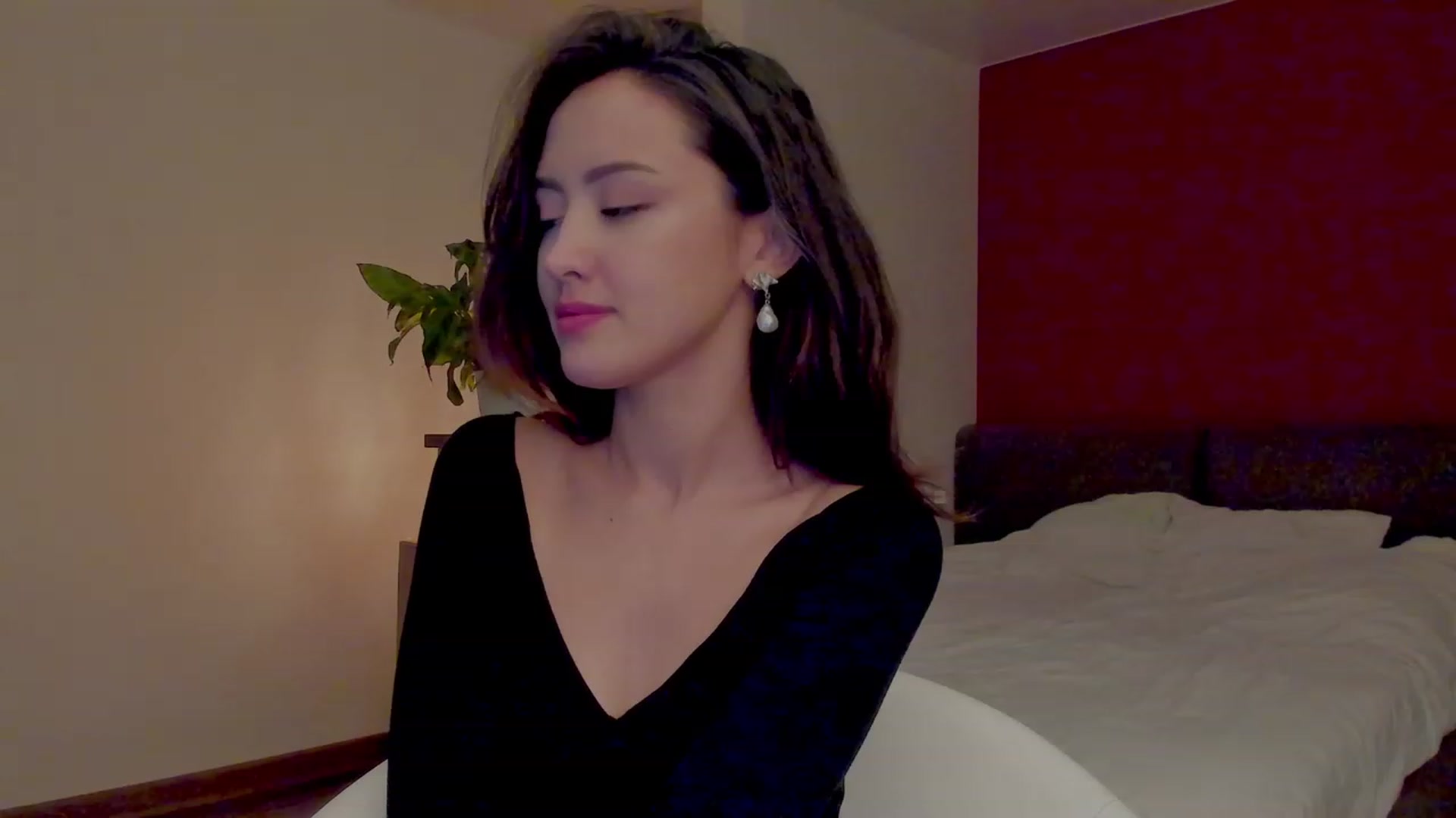 Gallery image thumbnail from AlexaGirl1's myfreecams stream on, 10/12/2023, 17:14 image 16 of 20