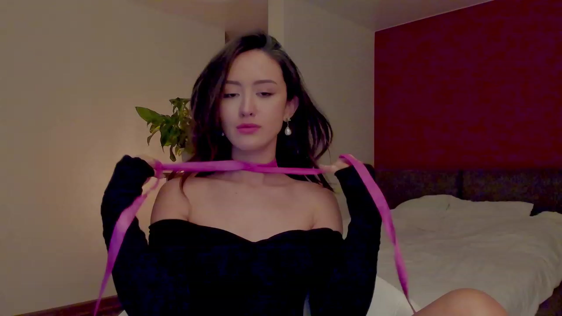Gallery image thumbnail from AlexaGirl1's myfreecams stream on, 10/12/2023, 18:17 image 16 of 20