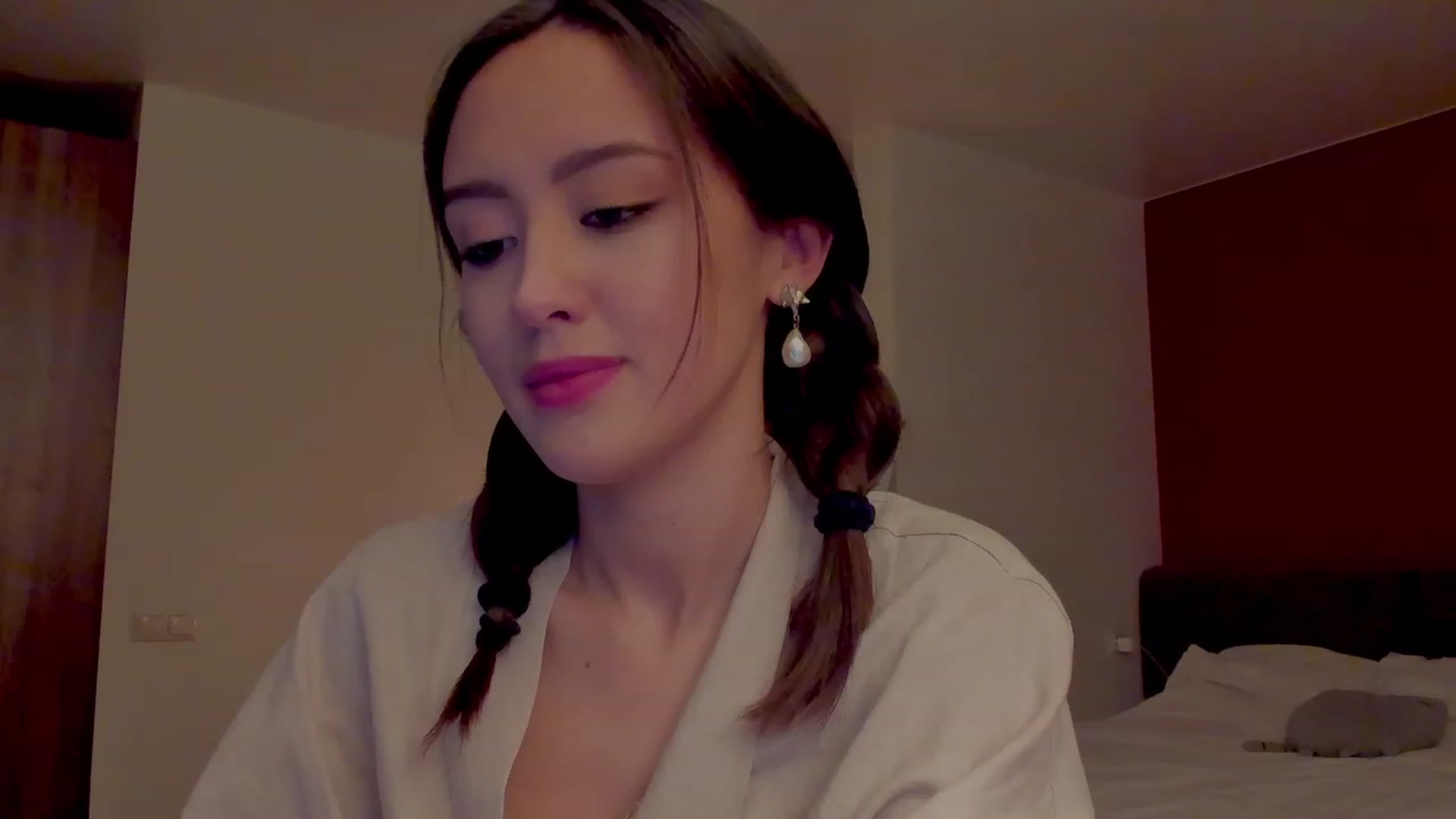 Gallery image thumbnail from AlexaGirl1's myfreecams stream on, 10/18/2023, 17:04 image 7 of 20