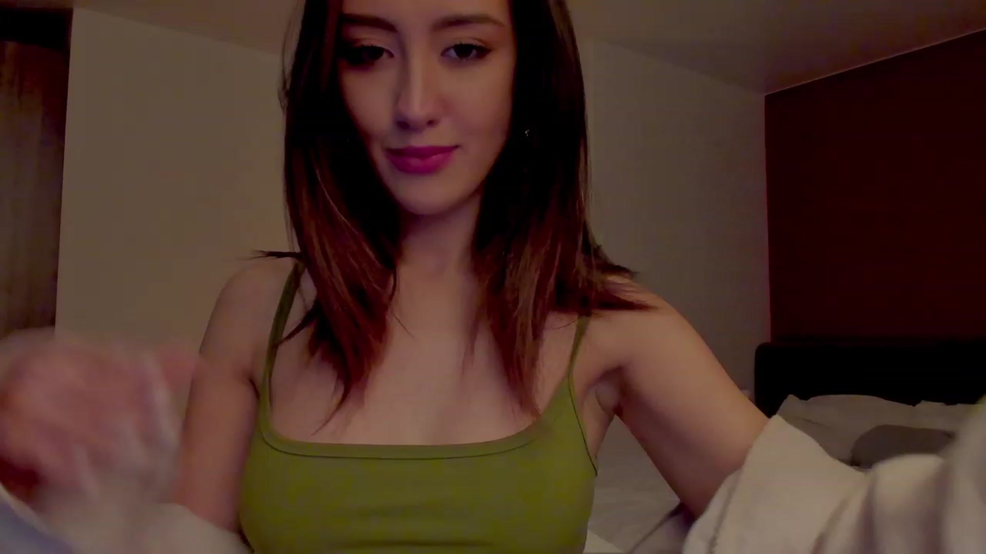 Gallery image thumbnail from AlexaGirl1's myfreecams stream on, 10/18/2023, 17:04 image 13 of 20