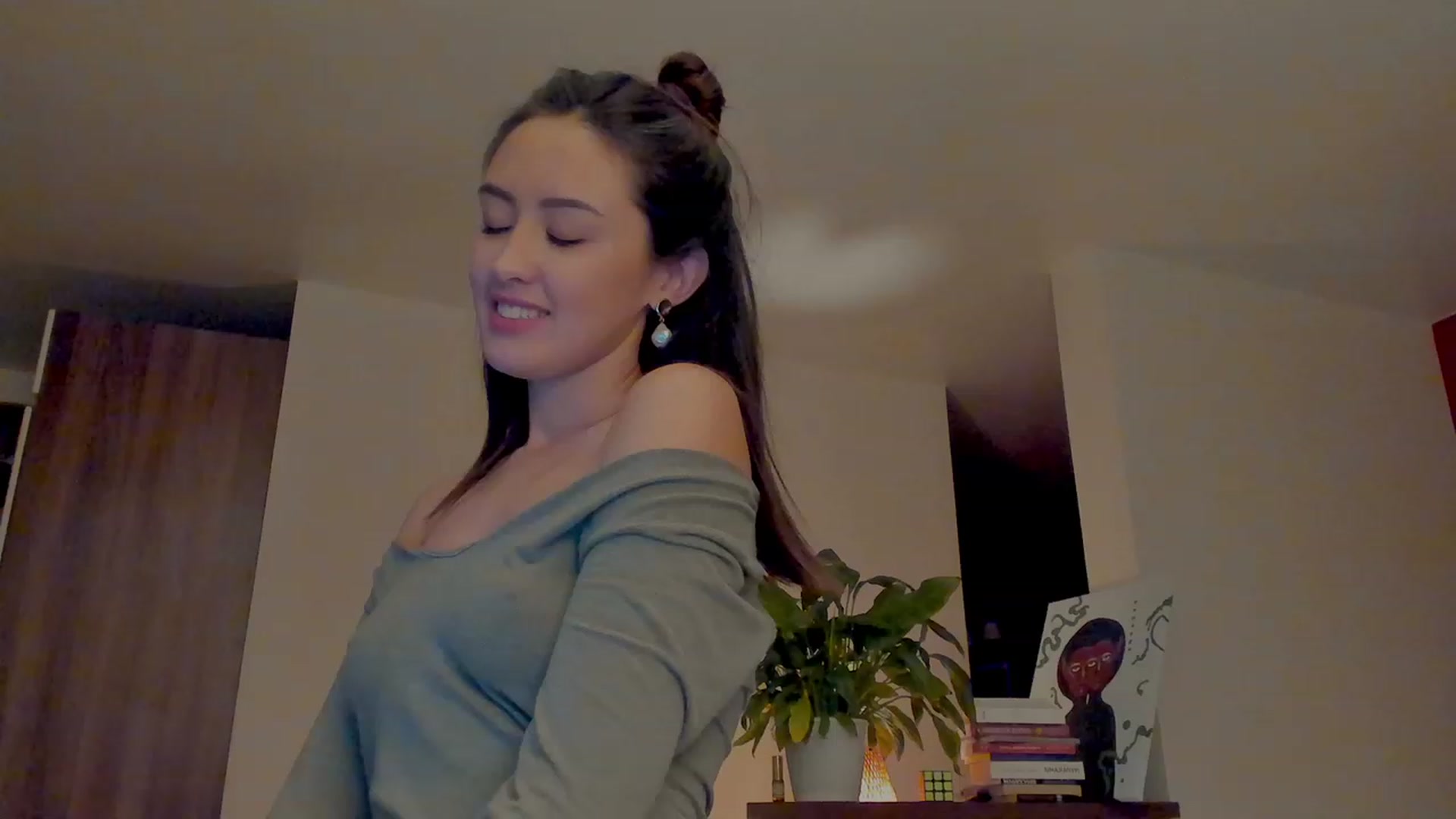 Gallery image thumbnail from AlexaGirl1's myfreecams stream on, 11/29/2023, 19:02 image 17 of 20