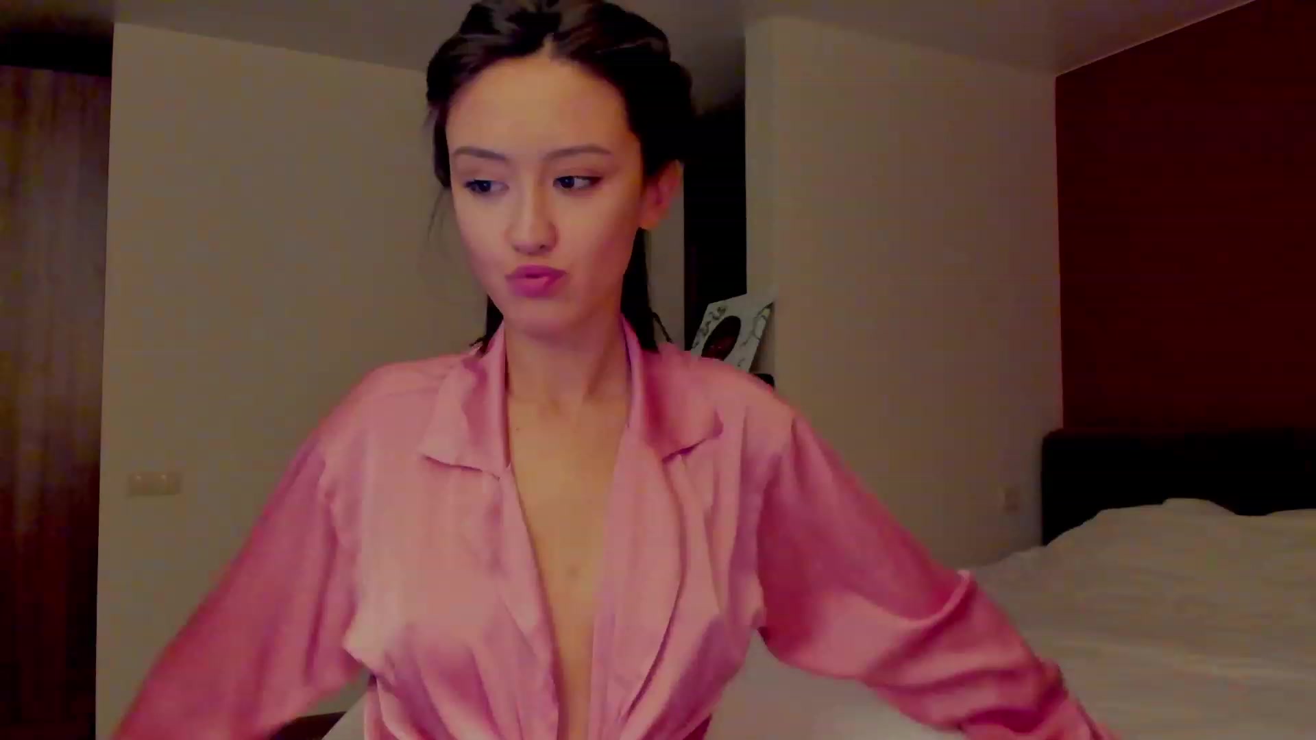 Gallery image thumbnail from AlexaGirl1's myfreecams stream on, 02/25/2024, 17:37 image 3 of 20