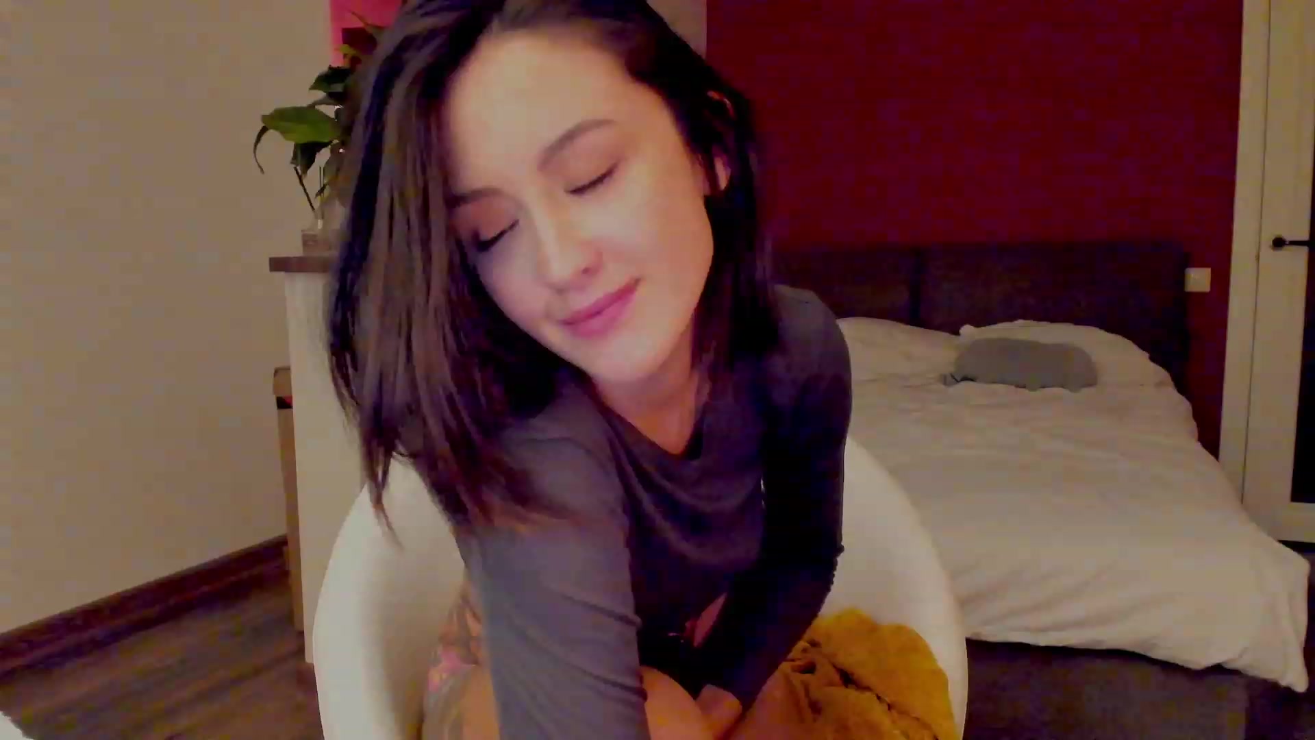 Gallery image thumbnail from AlexaGirl1's myfreecams stream on, 03/05/2024, 18:40 image 9 of 20