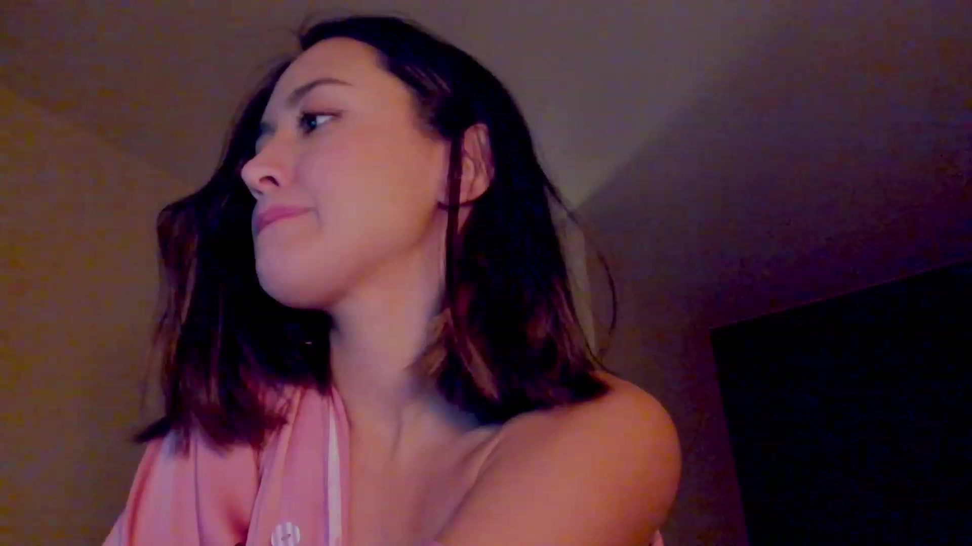 Gallery image thumbnail from AlexaGirl1's myfreecams stream on, 03/12/2024, 19:27 image 16 of 20