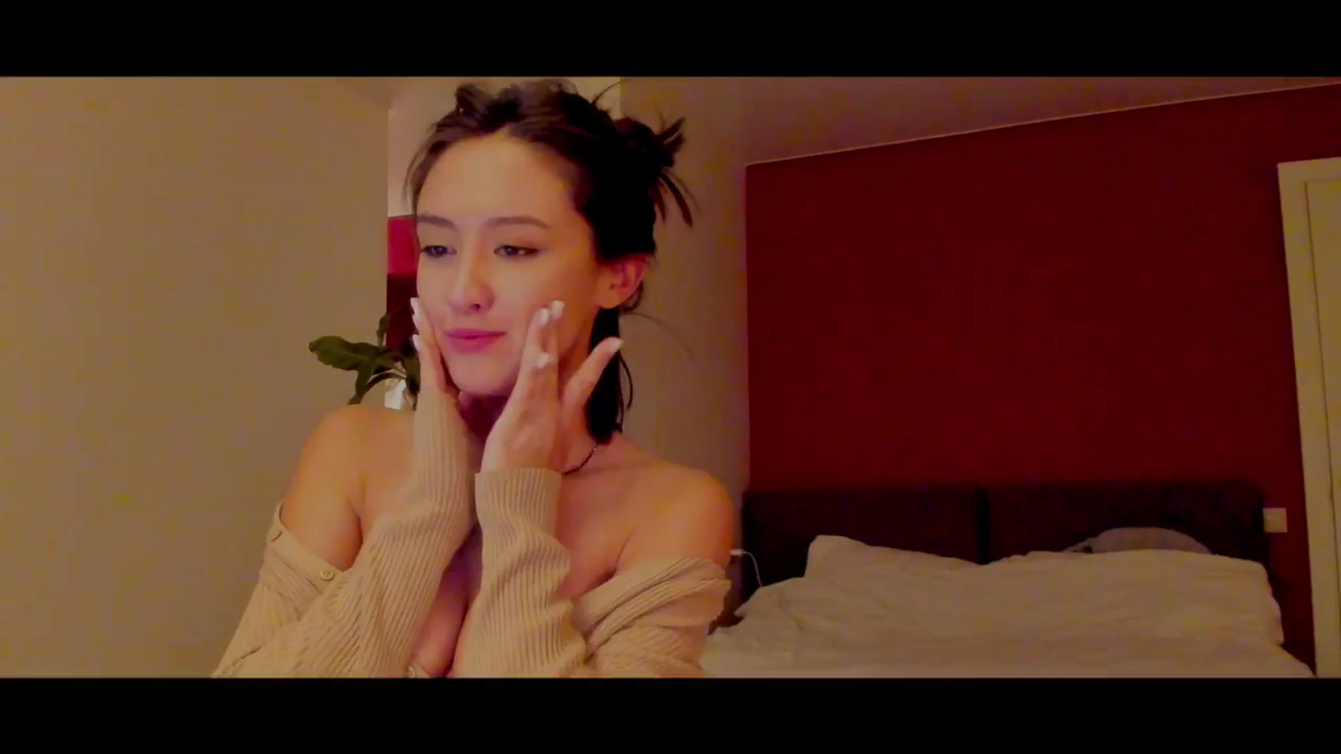 Gallery image thumbnail from AlexaGirl1's myfreecams stream on, 03/20/2024, 18:32 image 4 of 20