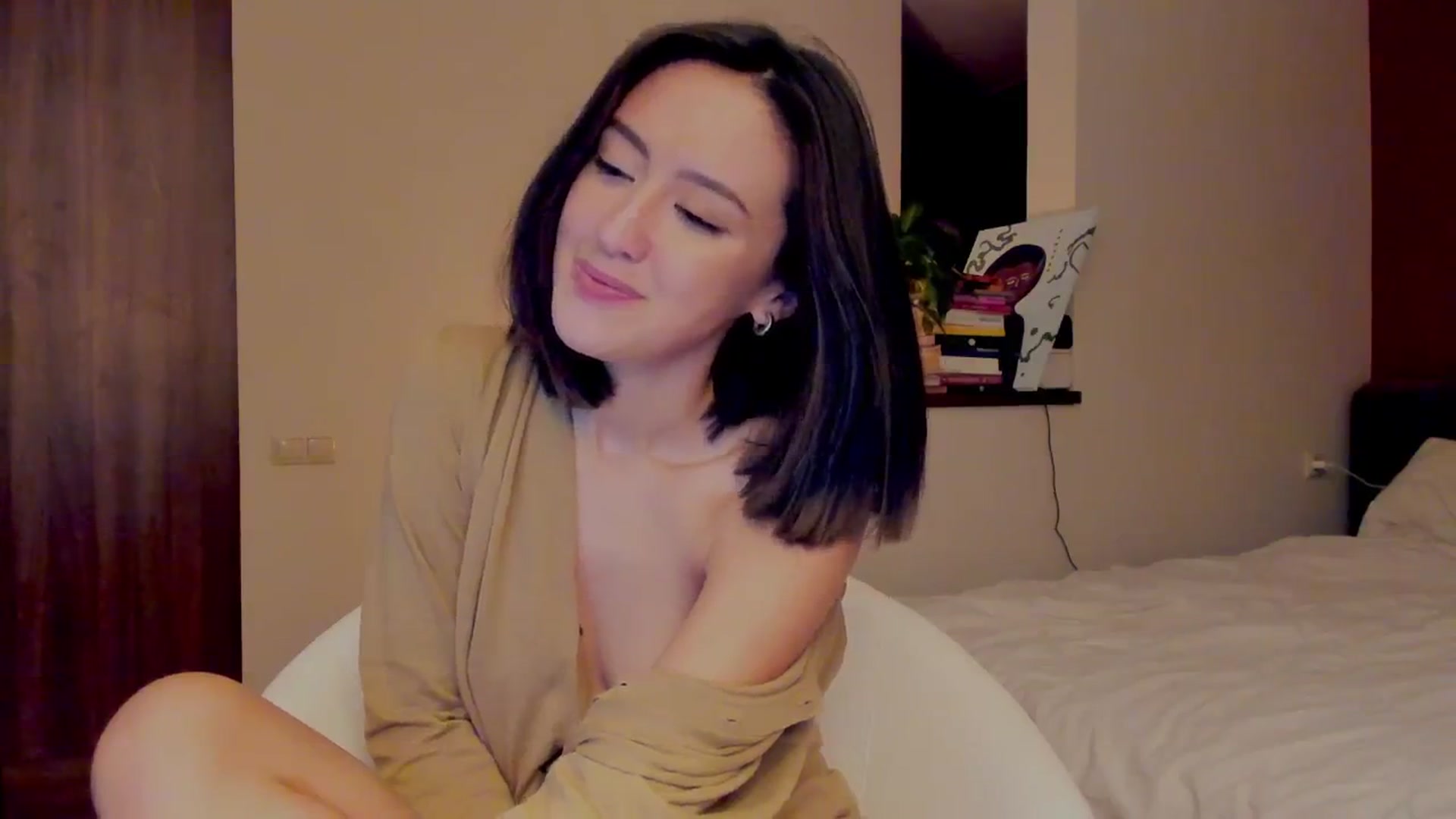 Gallery image thumbnail from AlexaGirl1's myfreecams stream on, 04/16/2024, 18:04 image 6 of 20
