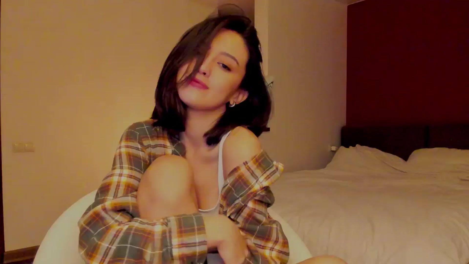 Gallery image thumbnail from AlexaGirl1's myfreecams stream on, 05/03/2024, 17:57 image 6 of 20