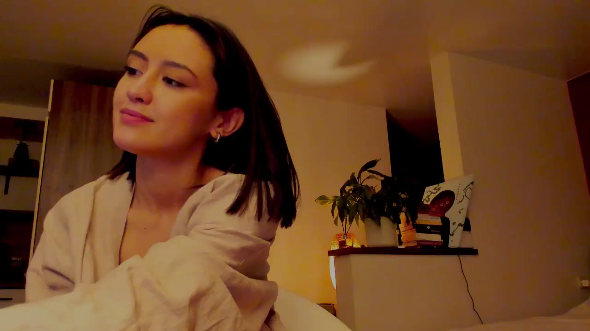 Gallery image thumbnail from AlexaGirl1's myfreecams stream on, 05/05/2024, 17:03 image 19 of 20