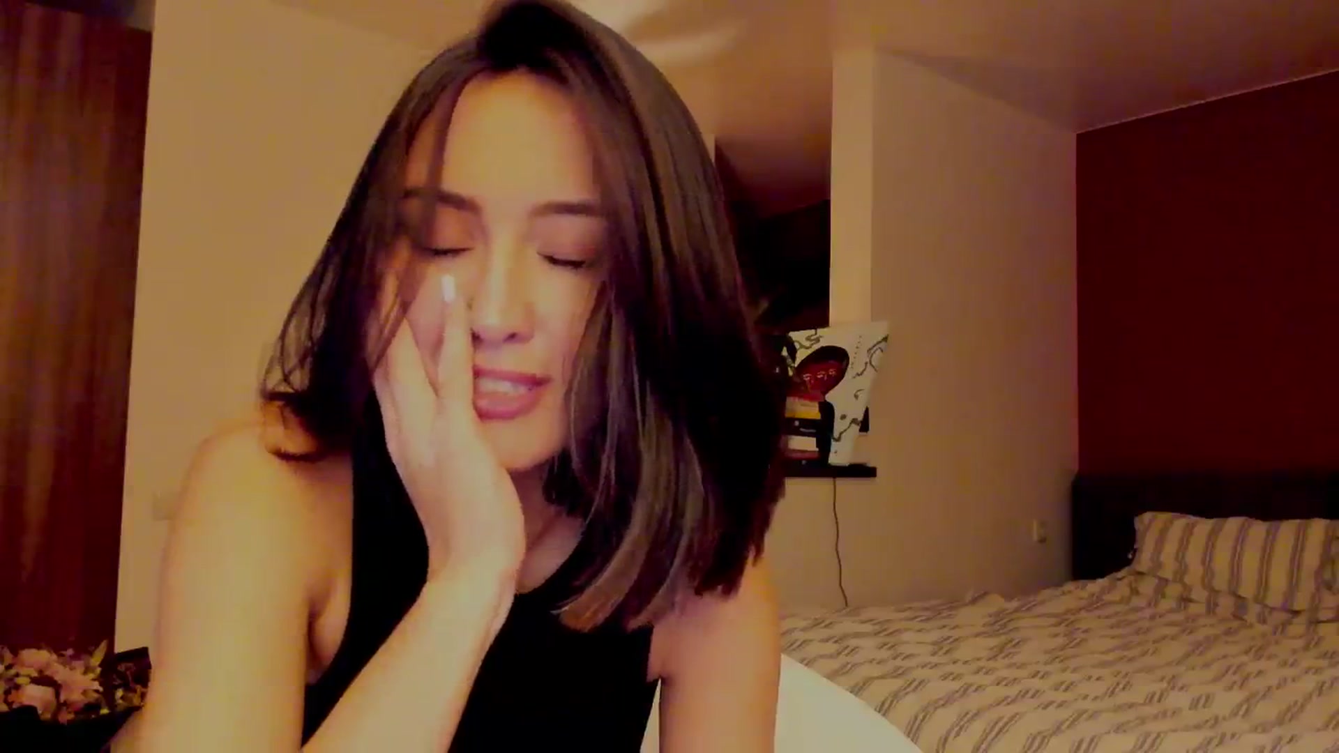 Gallery image thumbnail from AlexaGirl1's myfreecams stream on, 05/13/2024, 17:25 image 6 of 20