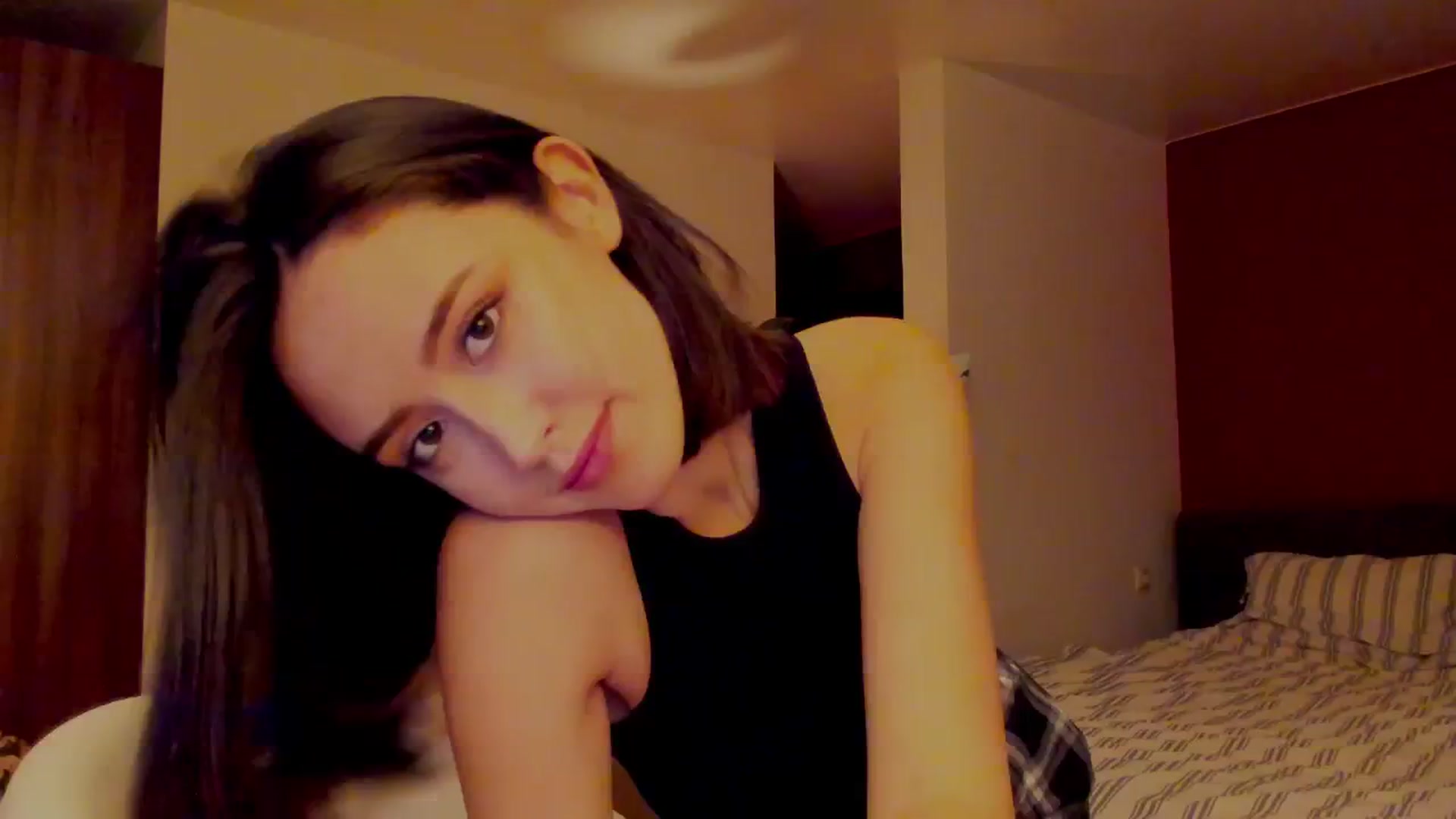 Gallery image thumbnail from AlexaGirl1's myfreecams stream on, 05/13/2024, 17:25 image 1 of 20