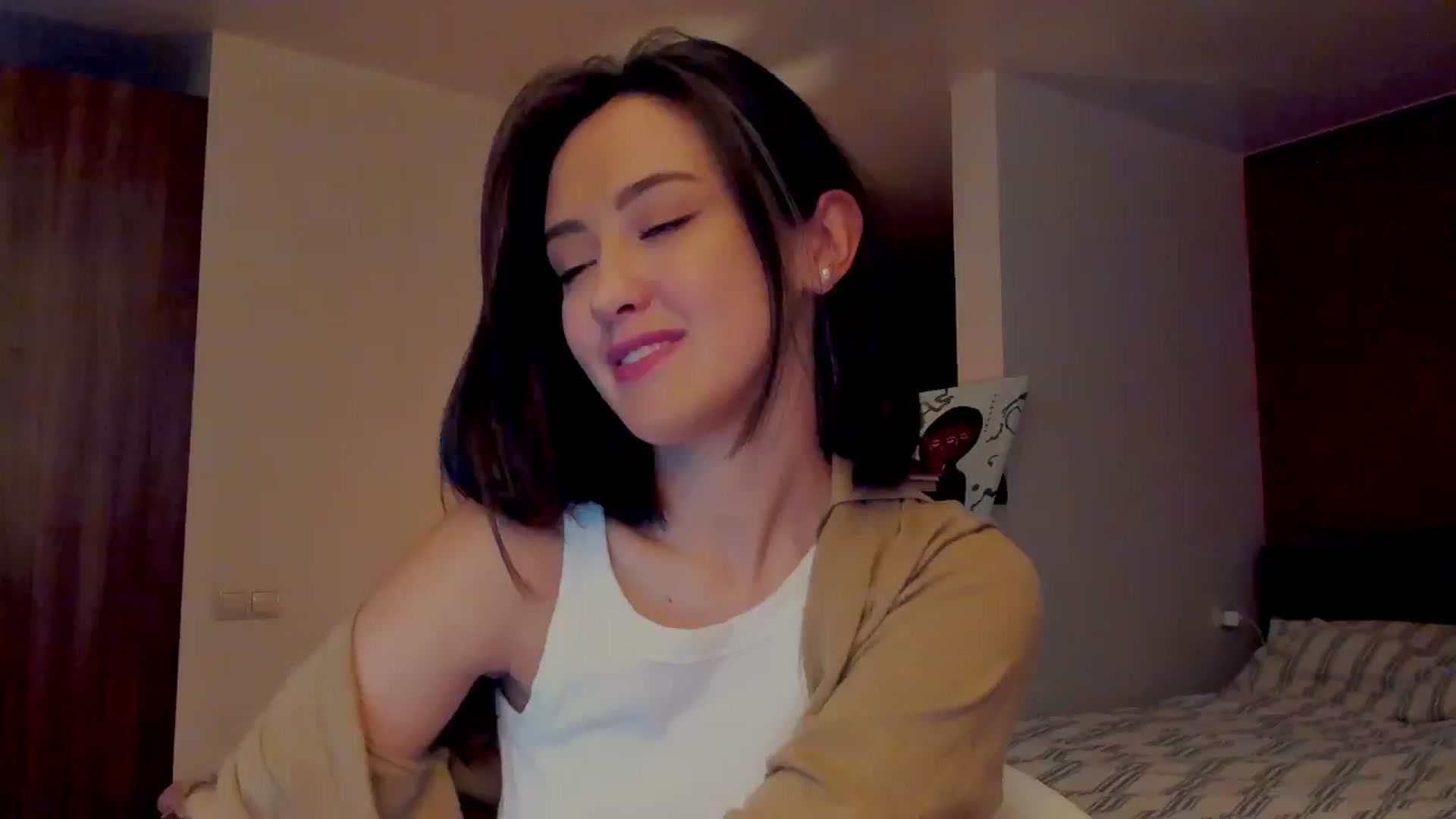 Gallery image thumbnail from AlexaGirl1's myfreecams stream on, 05/18/2024, 16:29 image 5 of 20