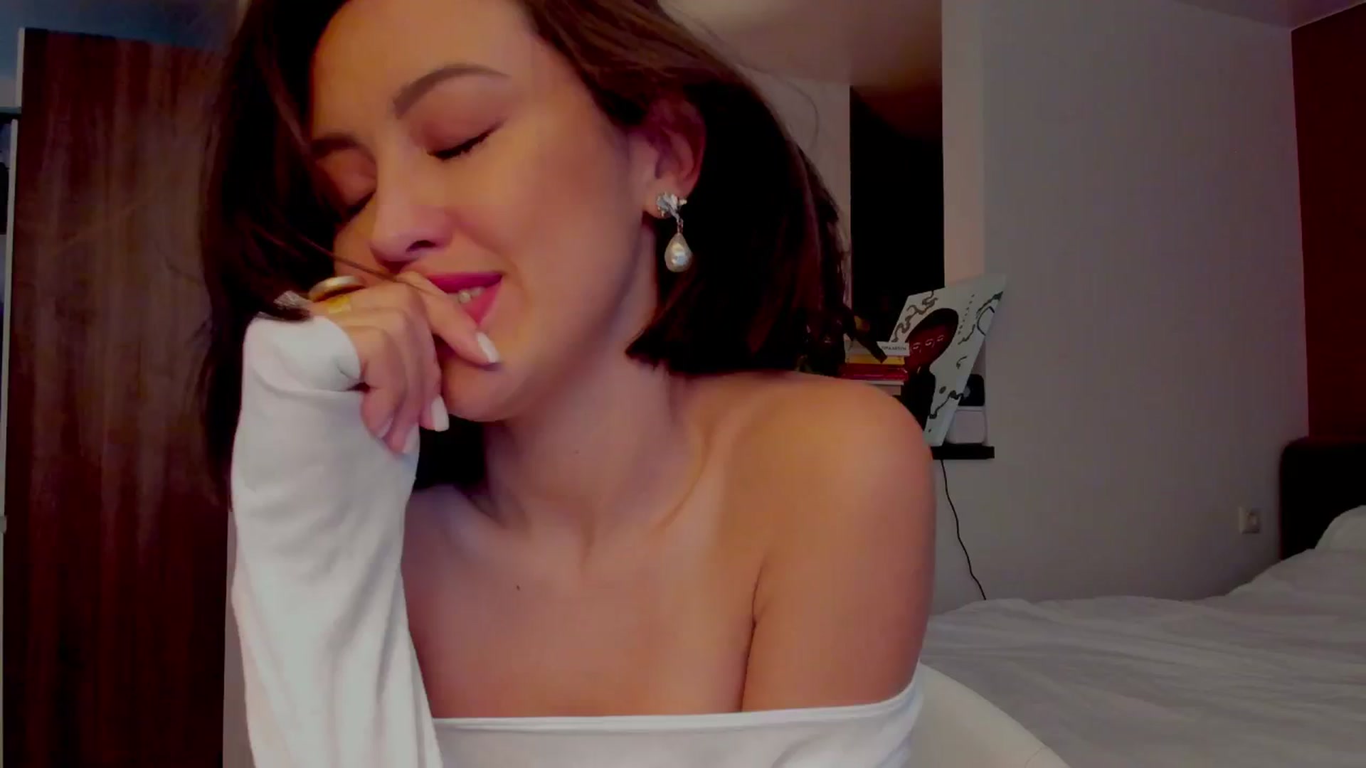 Gallery image thumbnail from AlexaGirl1's myfreecams stream on, 05/29/2024, 16:00 image 3 of 20