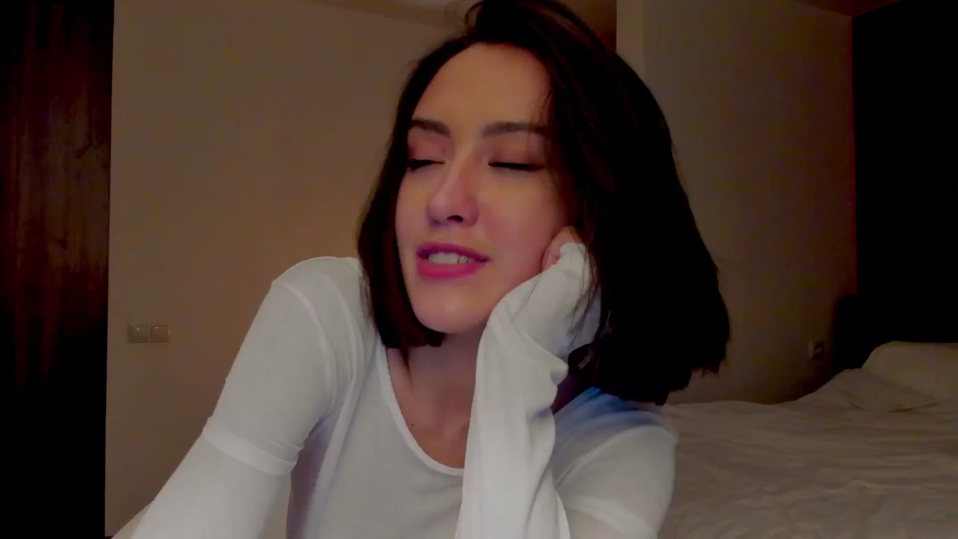 Gallery image thumbnail from AlexaGirl1's myfreecams stream on, 05/29/2024, 19:06 image 3 of 20