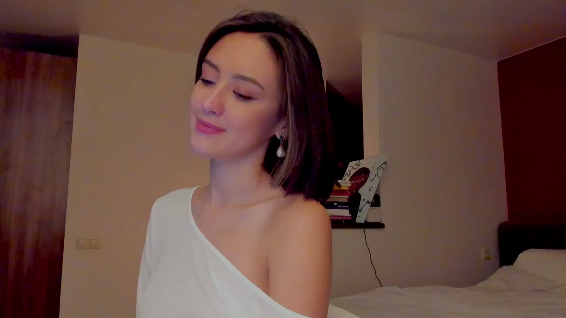 Gallery image thumbnail from AlexaGirl1's myfreecams stream on, 05/29/2024, 19:06 image 18 of 20