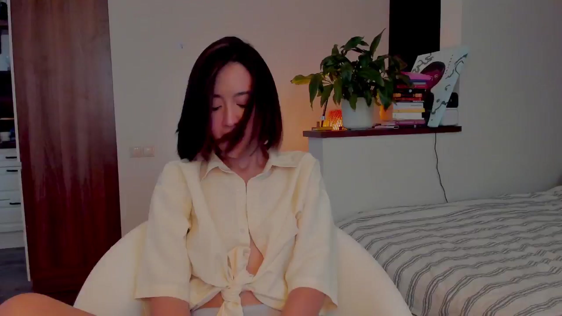 Gallery image thumbnail from AlexaGirl1's myfreecams stream on, 06/19/2024, 16:11 image 3 of 20