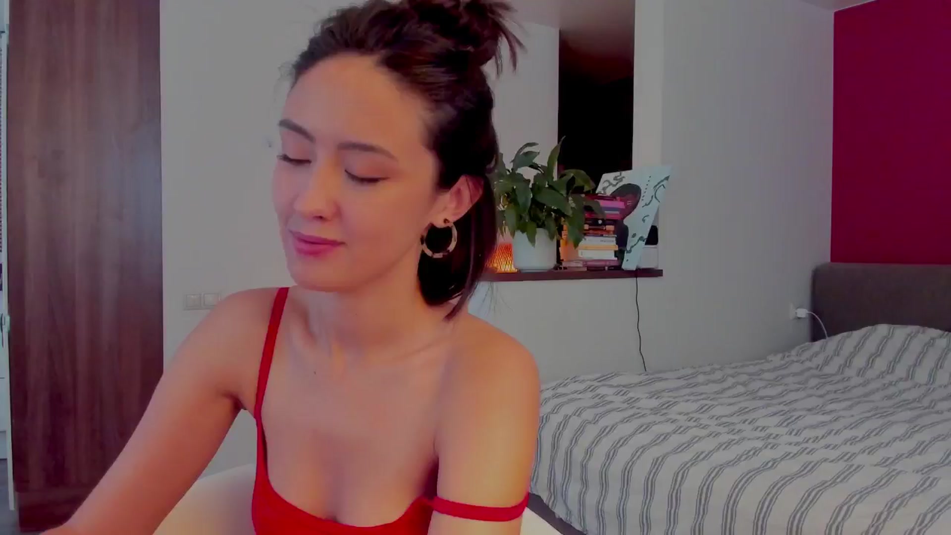 Gallery image thumbnail from AlexaGirl1's myfreecams stream on, 06/26/2024, 11:24 image 6 of 20