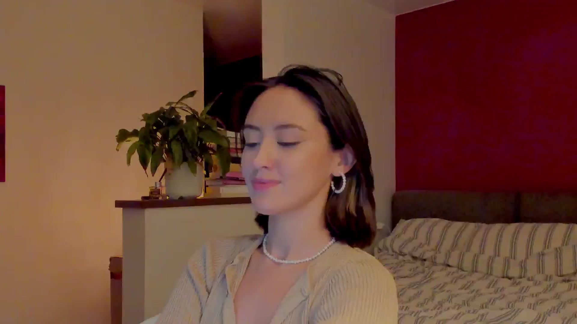 Gallery image thumbnail from AlexaGirl1's myfreecams stream on, 07/29/2024, 17:00 image 9 of 20