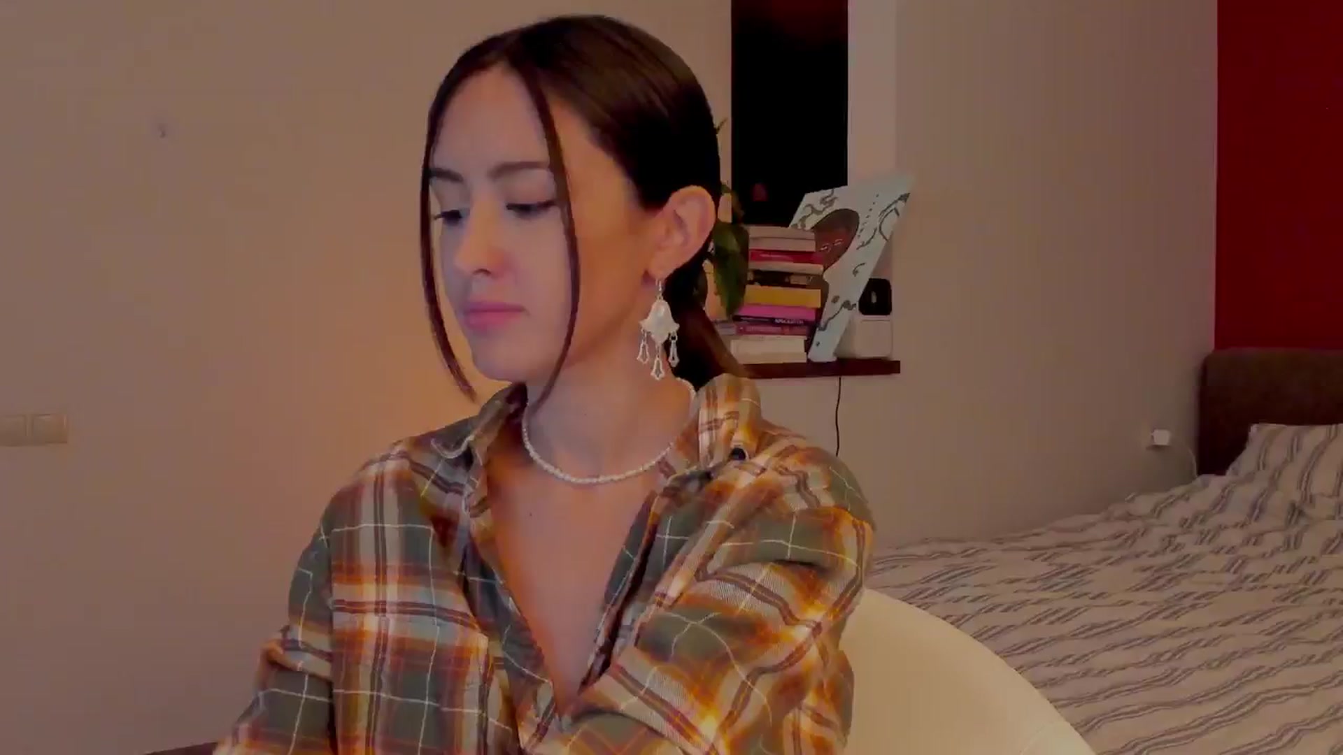 Gallery image thumbnail from AlexaGirl1's myfreecams stream on, 07/31/2024, 15:54 image 1 of 20