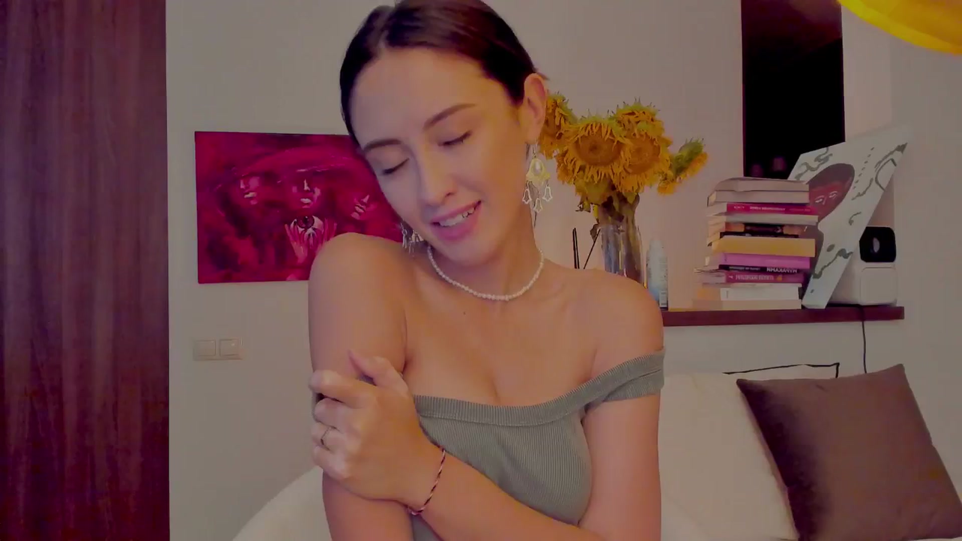 Gallery image thumbnail from AlexaGirl1's myfreecams stream on, 08/22/2024, 15:59 image 5 of 20