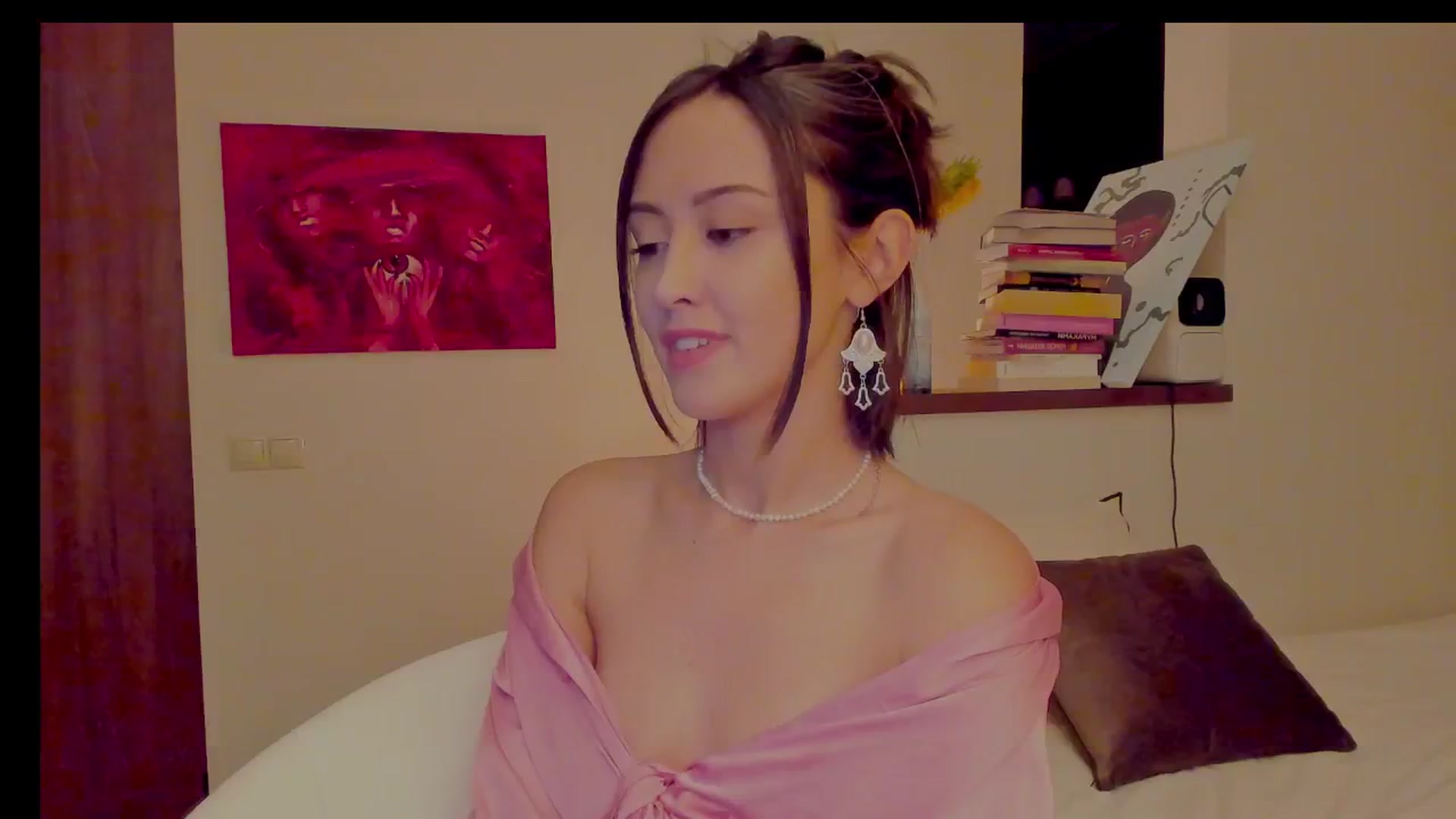 Gallery image thumbnail from AlexaGirl1's myfreecams stream on, 08/23/2024, 17:01 image 14 of 20